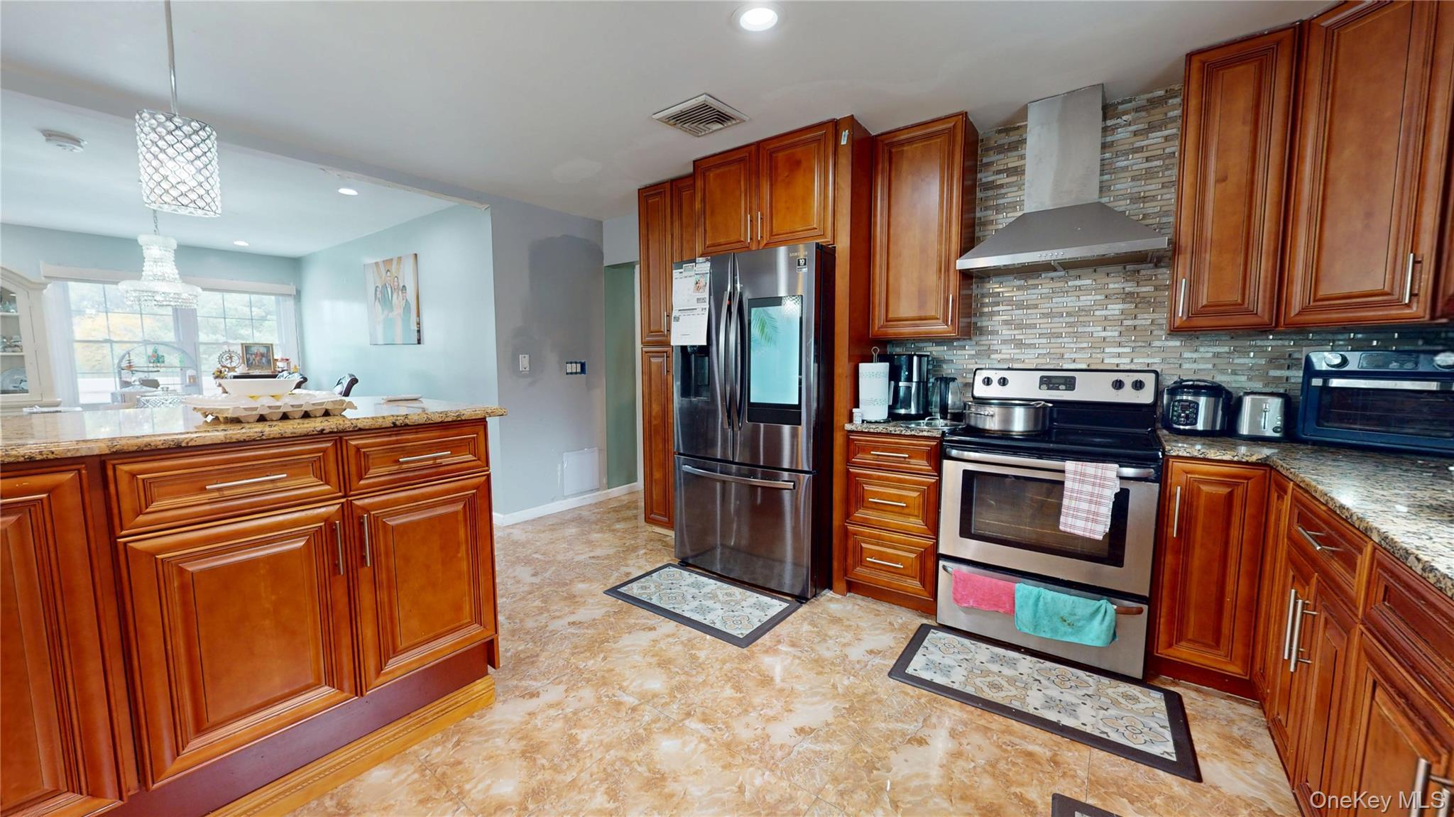 Single Family Belcher  Nassau County, NY 11510, MLS-908286-21