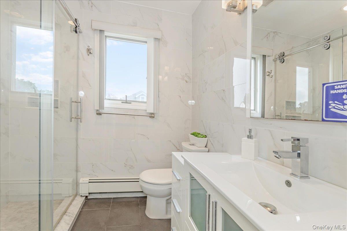 Single Family 1st  Nassau County, NY 11040, MLS-908309-21