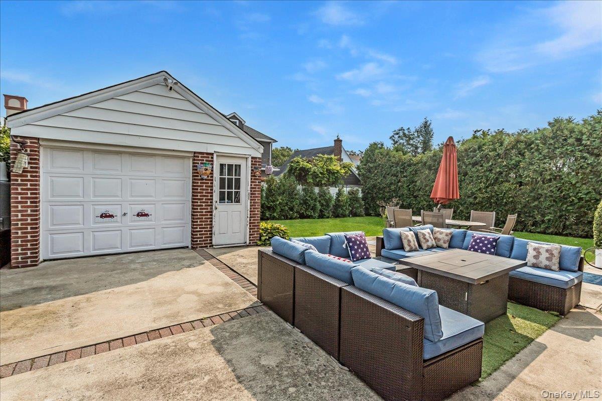 Single Family 1st  Nassau County, NY 11040, MLS-908309-28