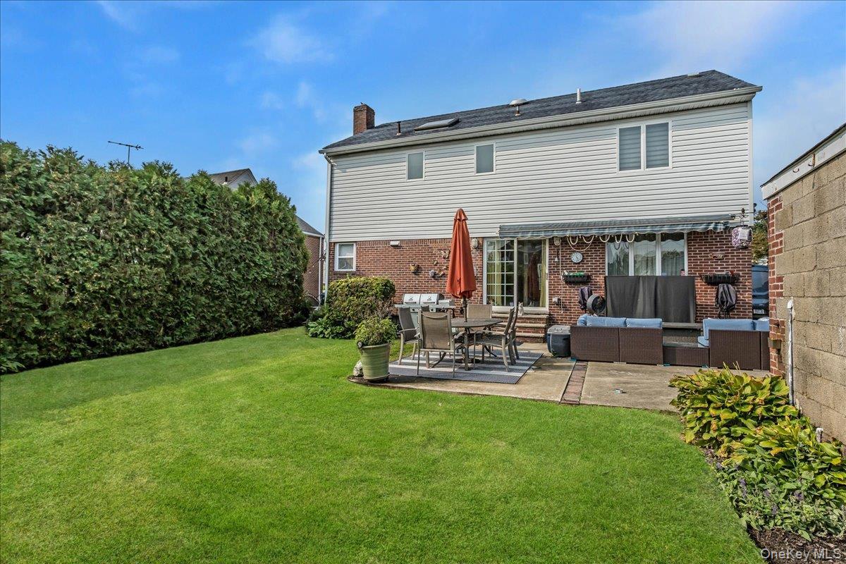 Single Family 1st  Nassau County, NY 11040, MLS-908309-29