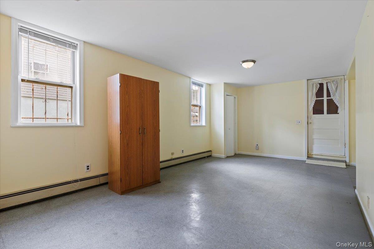 Single Family Zulette  Bronx, NY 10461, MLS-908312-18