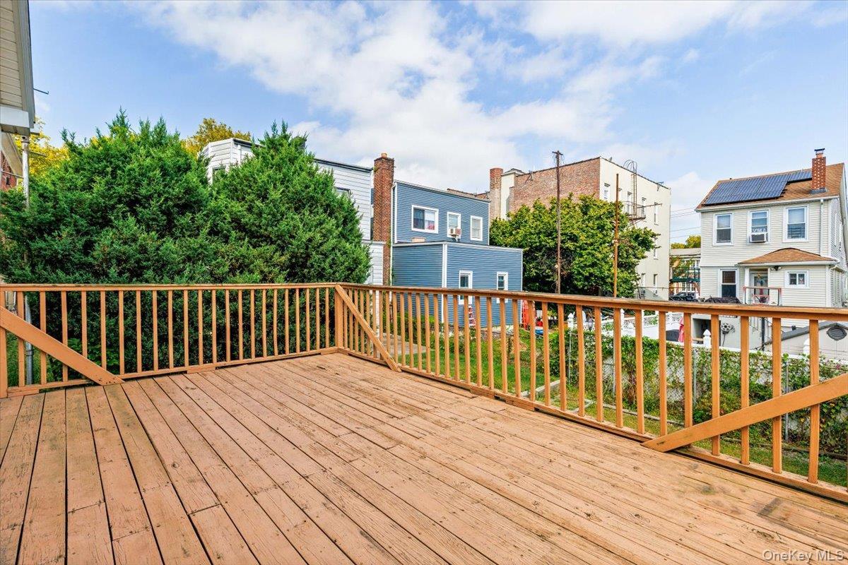 Single Family Zulette  Bronx, NY 10461, MLS-908312-22