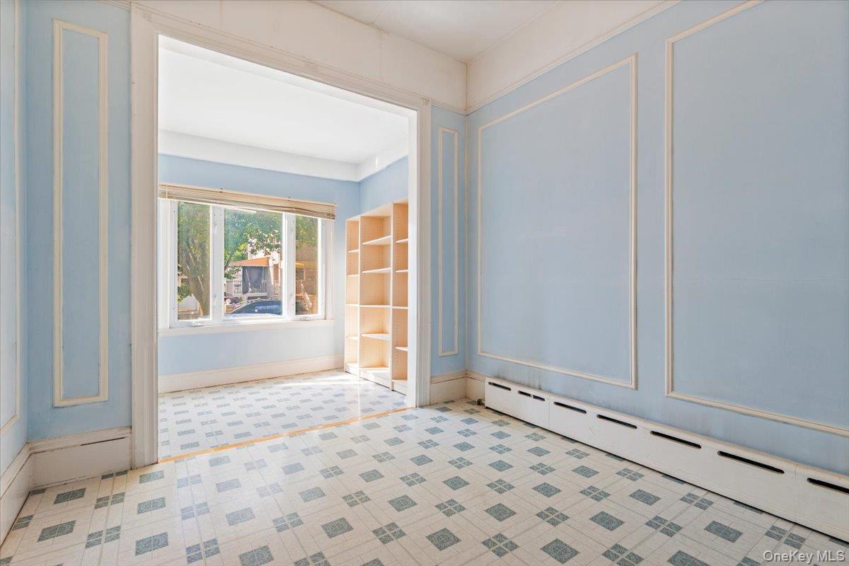 Single Family Zulette  Bronx, NY 10461, MLS-908312-8