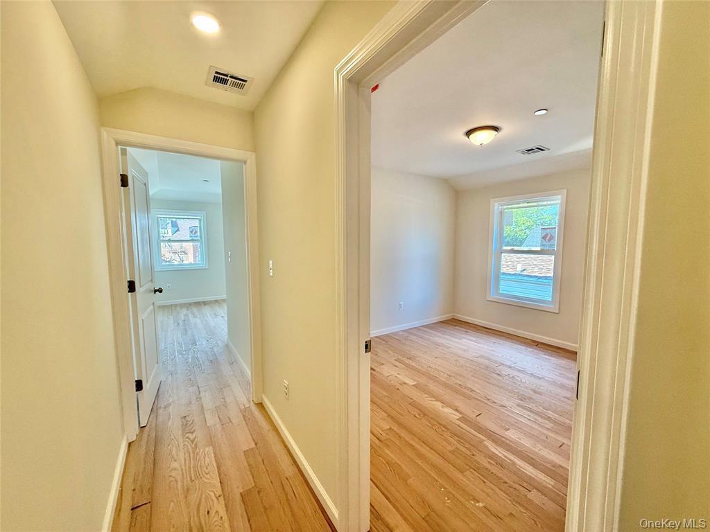 Single Family Ampere  Bronx, NY 10465, MLS-908325-13