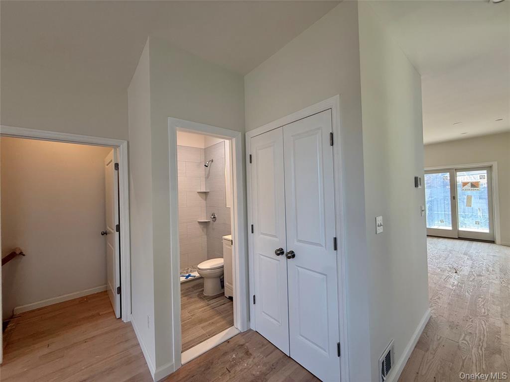 Single Family Ampere  Bronx, NY 10465, MLS-908325-6