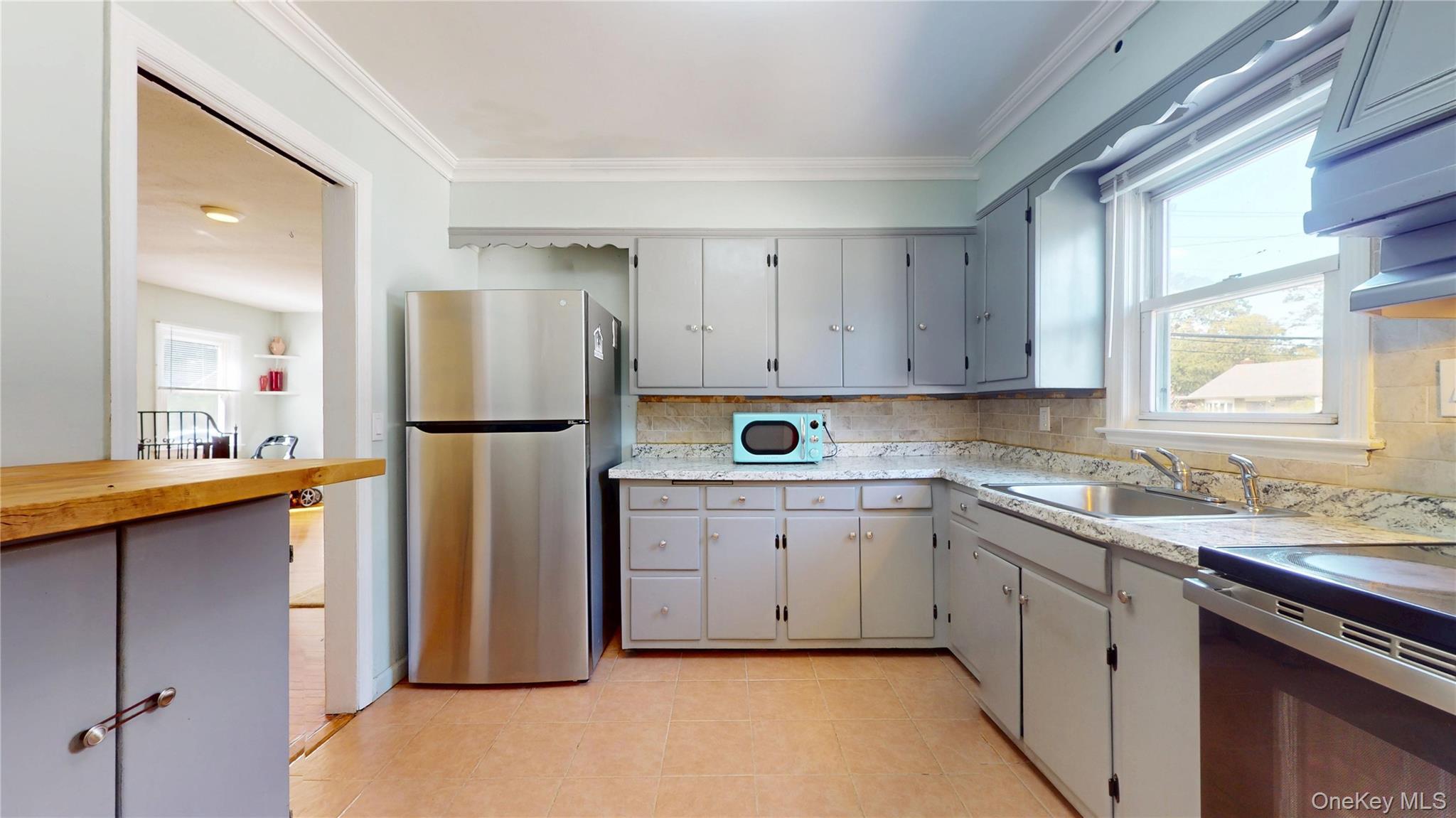 Single Family Wagner  Nassau County, NY 11575, MLS-908330-11