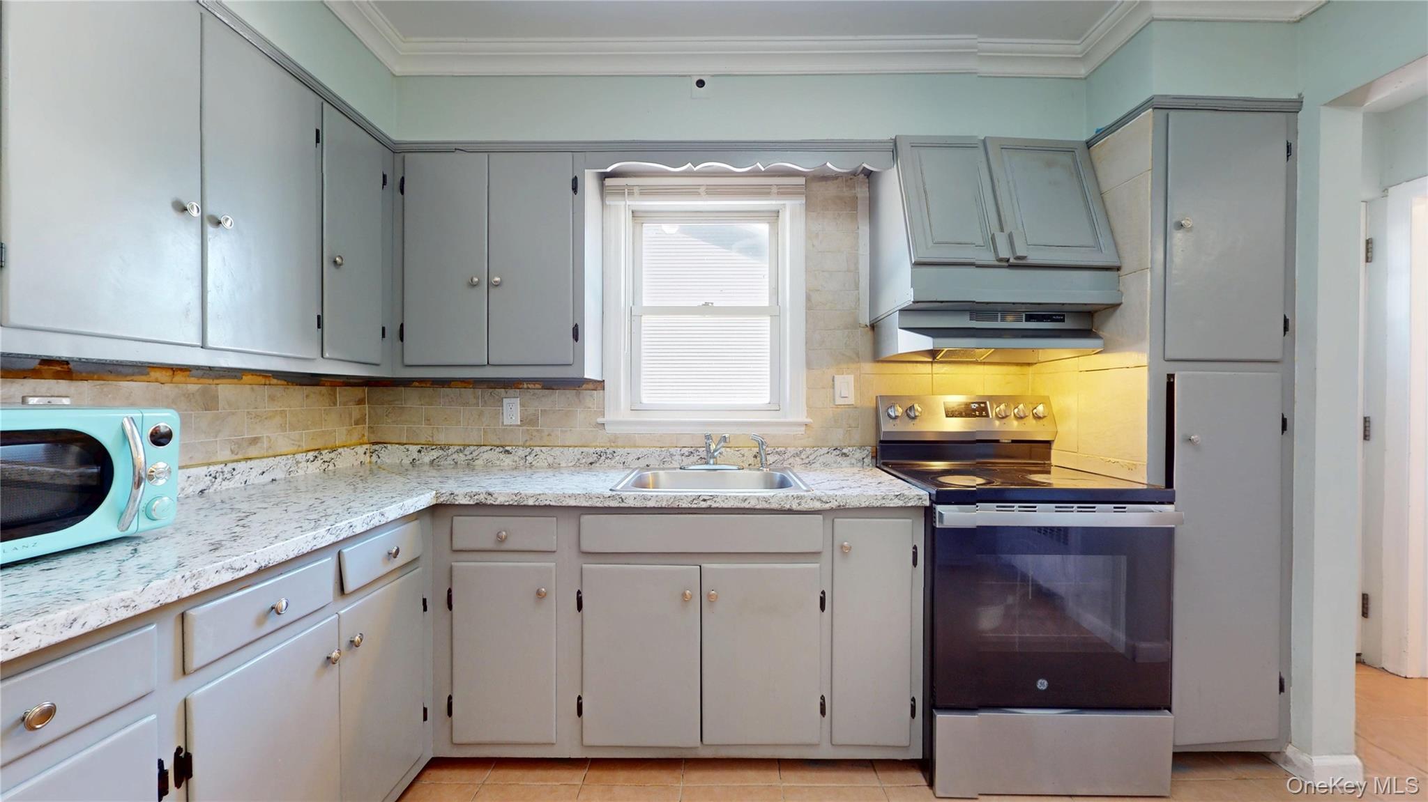 Single Family Wagner  Nassau County, NY 11575, MLS-908330-13