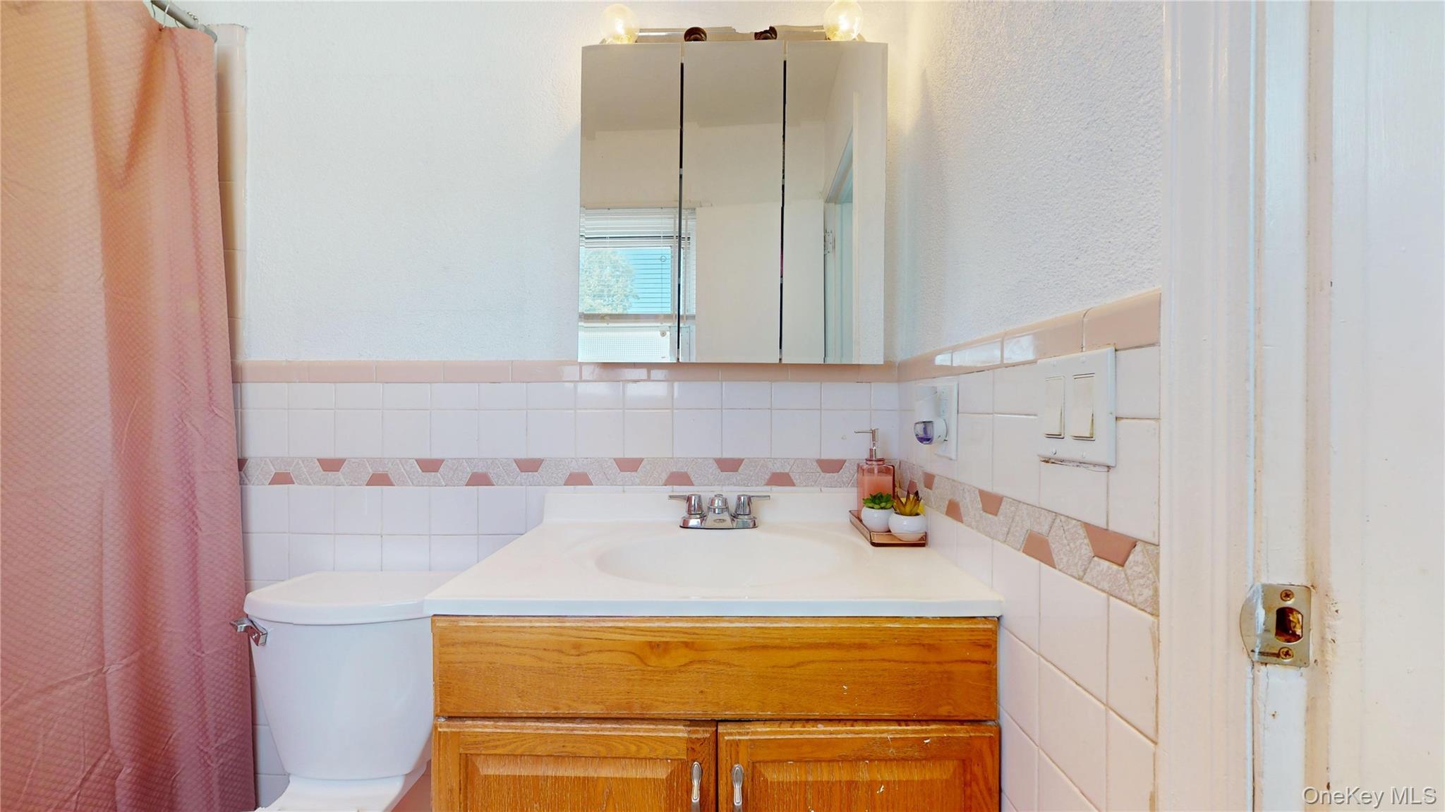 Single Family Wagner  Nassau County, NY 11575, MLS-908330-16