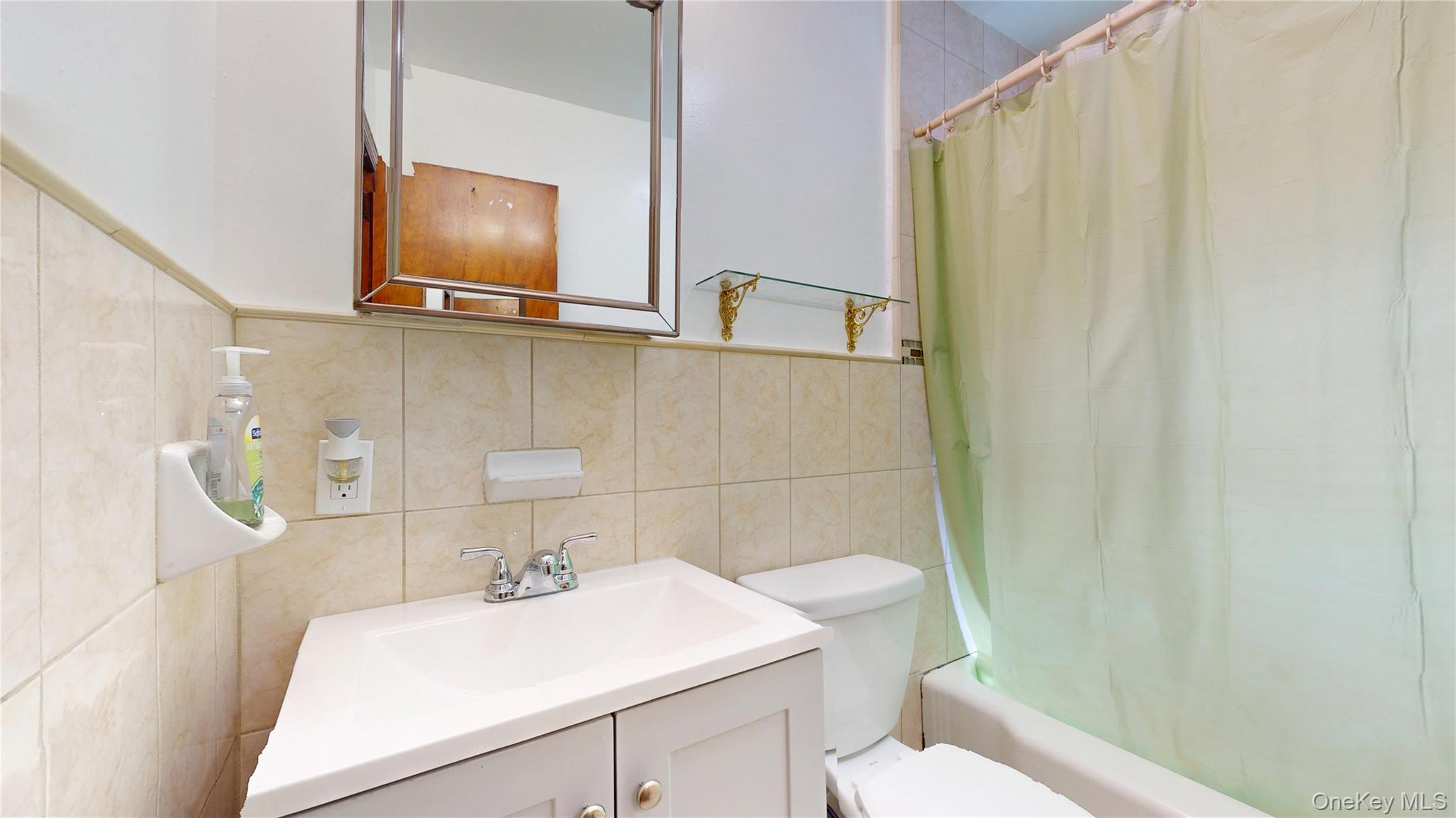 Single Family Wagner  Nassau County, NY 11575, MLS-908330-27