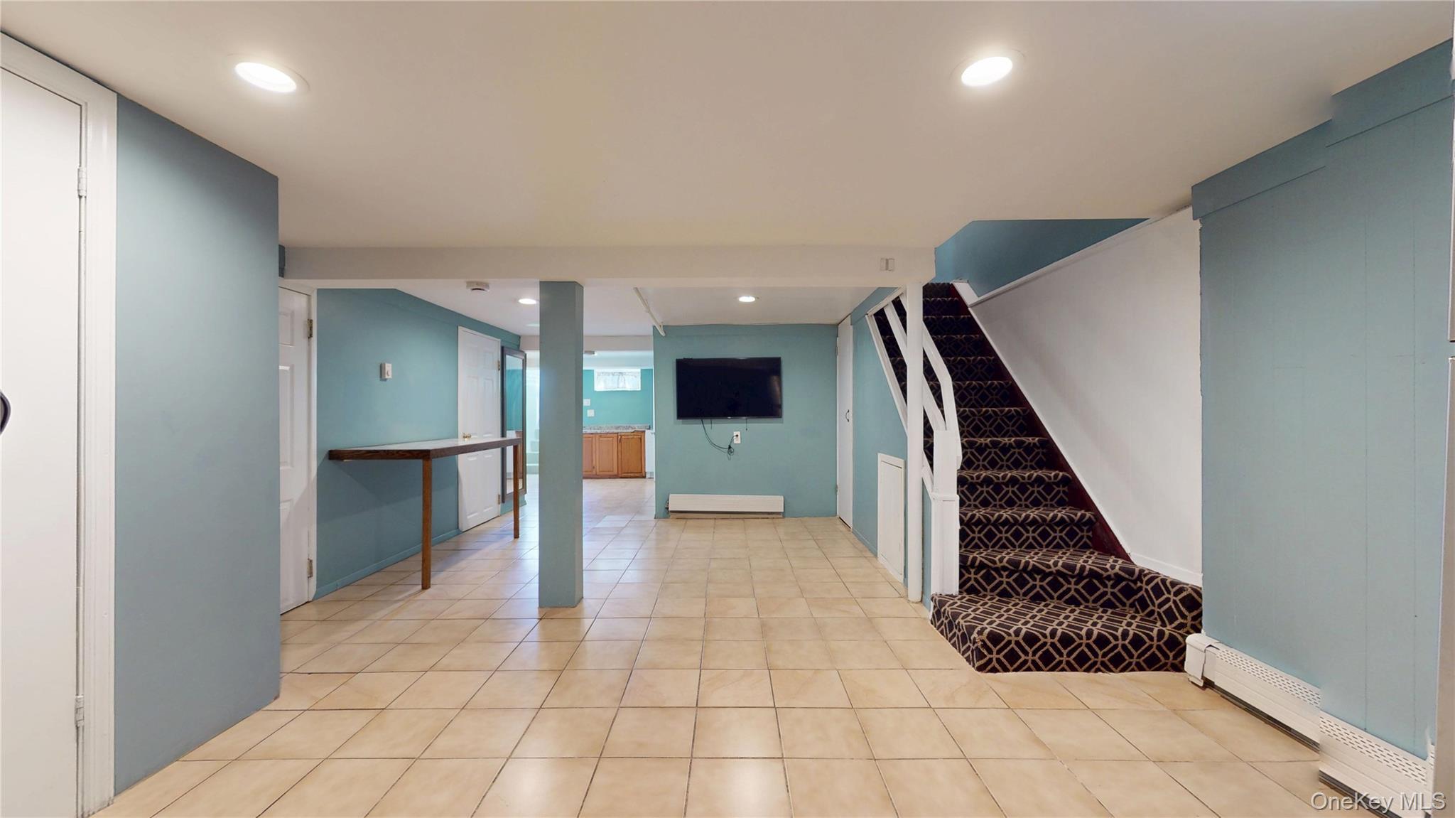 Single Family Wagner  Nassau County, NY 11575, MLS-908330-28