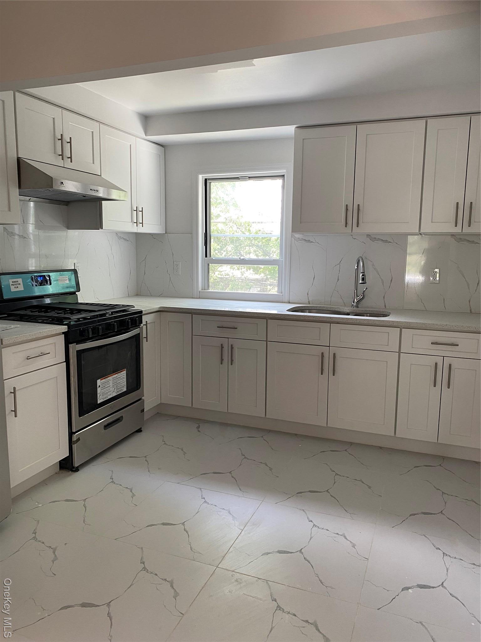 Single Family 110 Queens, NY 11418, MLS-908356-10