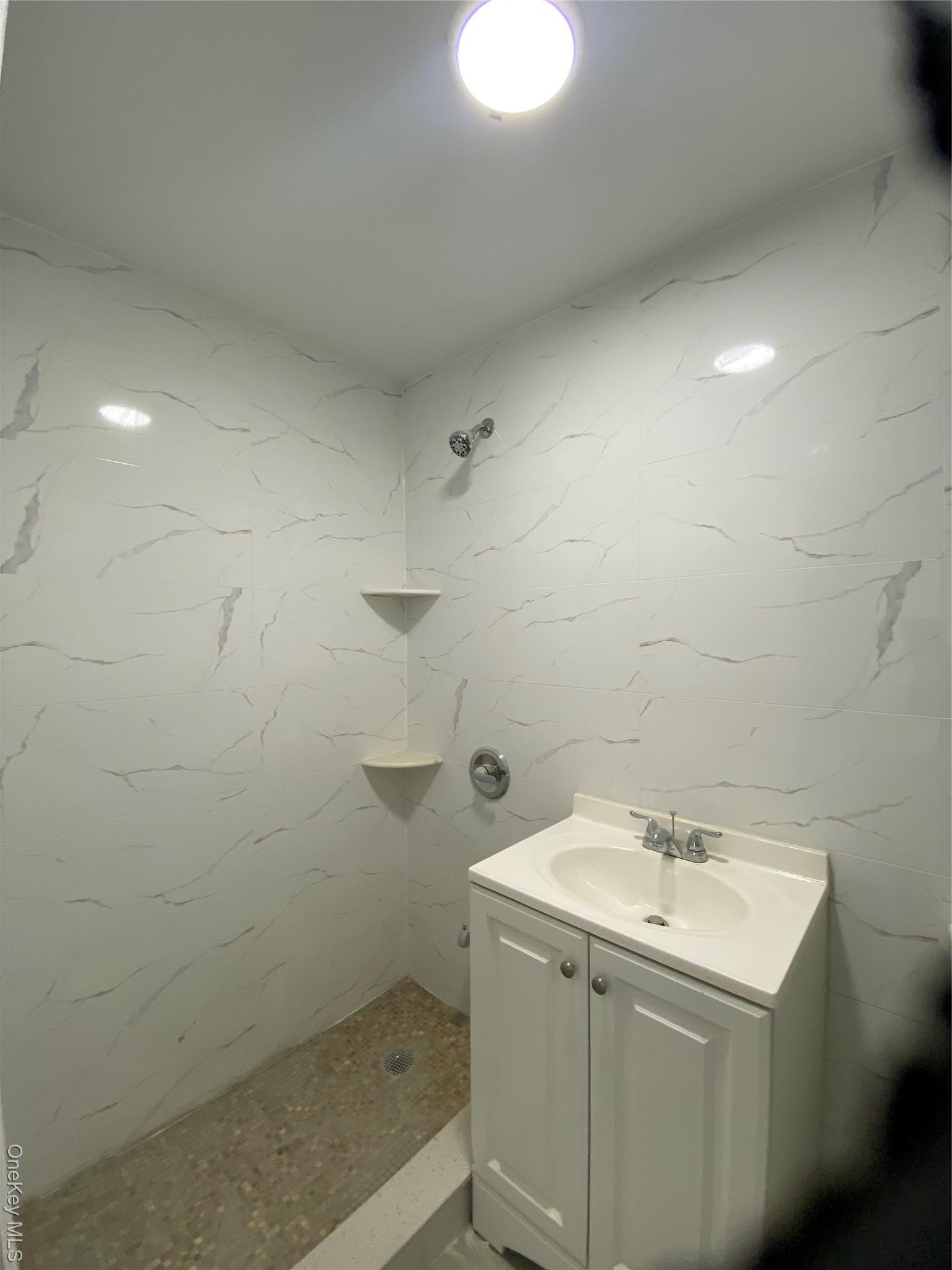 Single Family 110 Queens, NY 11418, MLS-908356-15