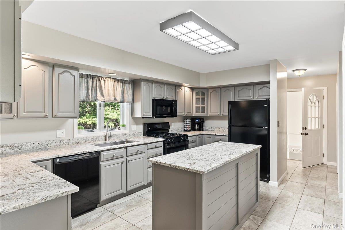 Single Family Stone Mountain  Greene County, NY 12473, MLS-908386-2