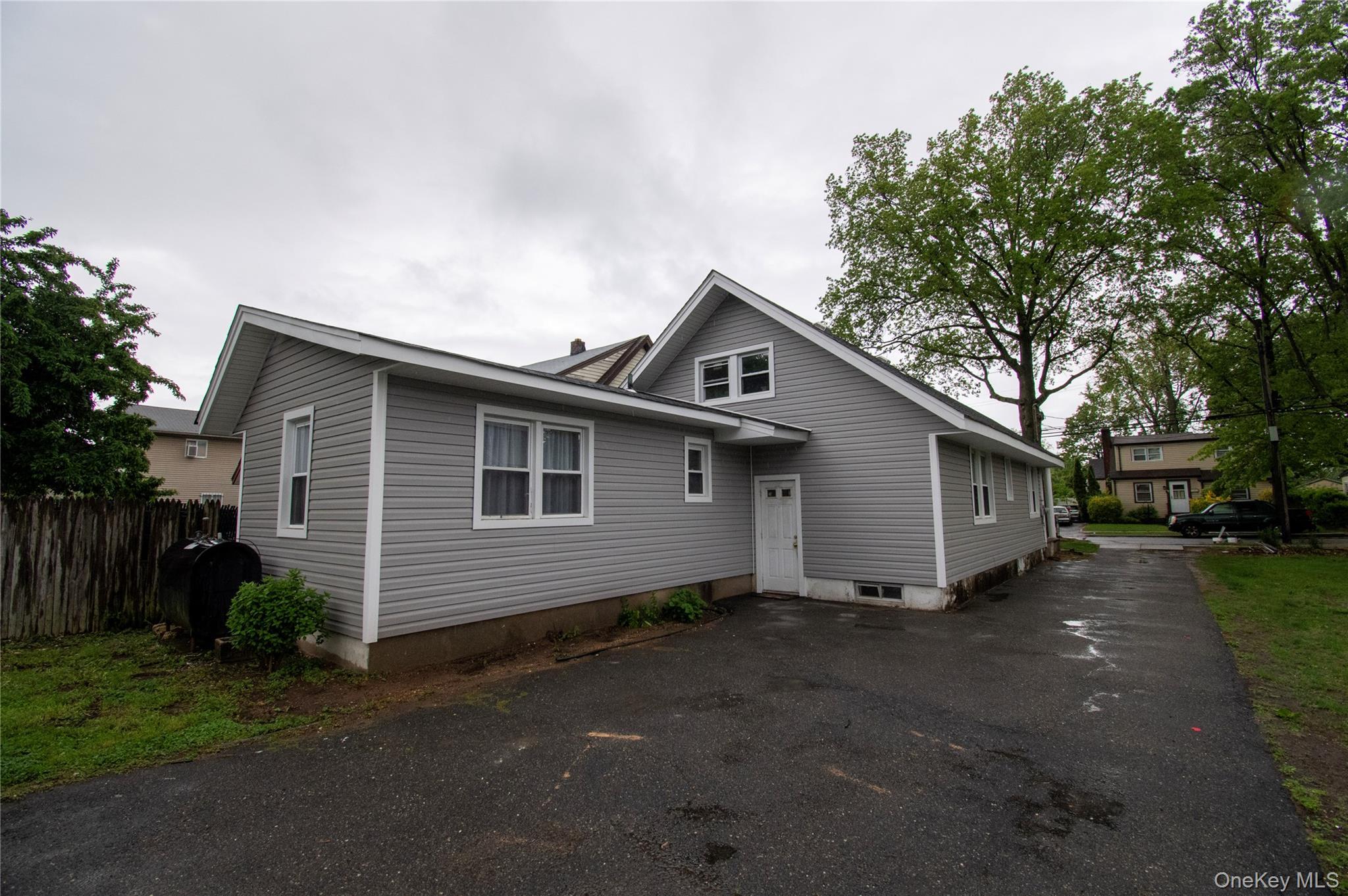 Single Family Henry  Nassau County, NY 11575, MLS-908425-27