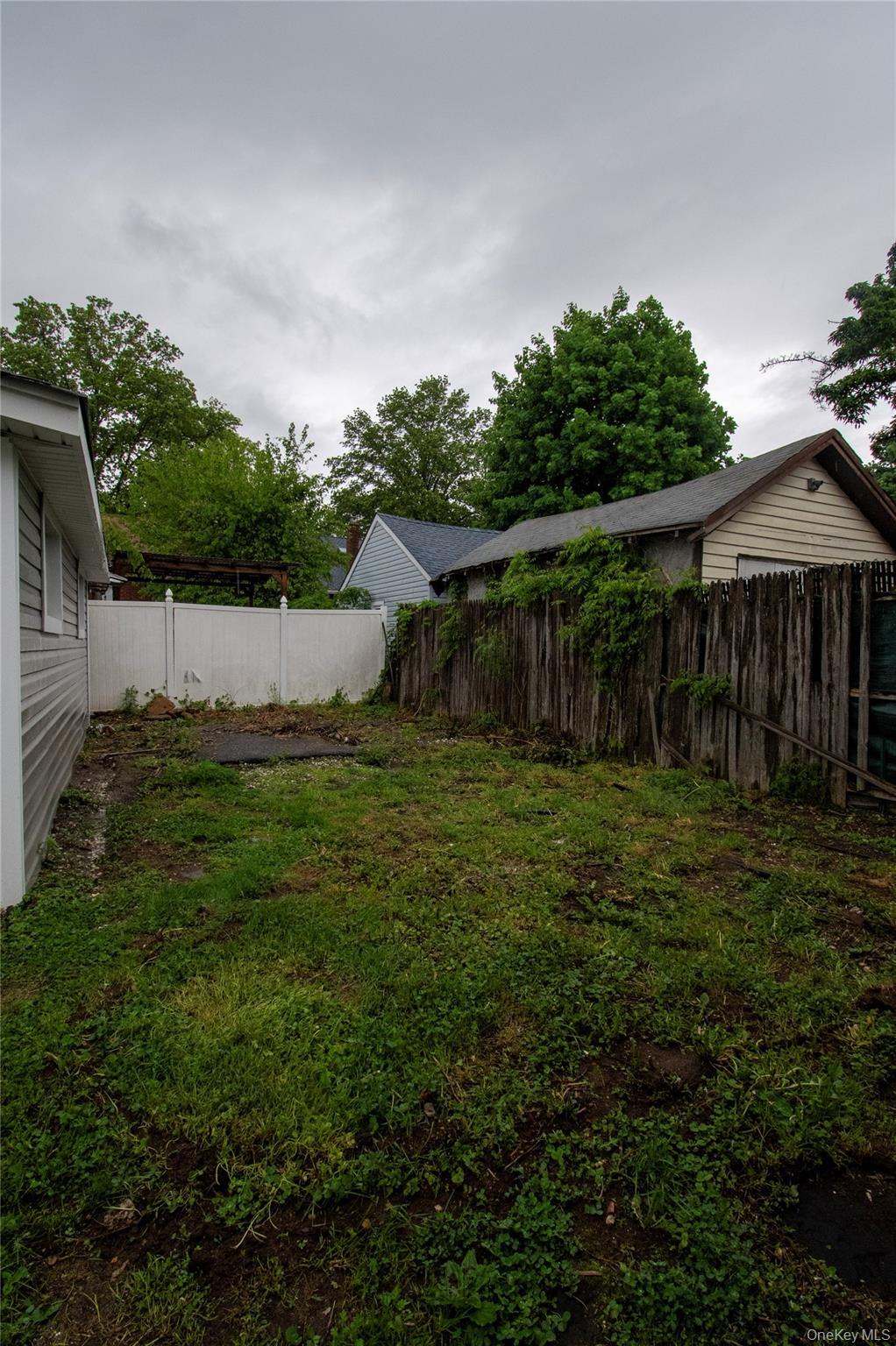 Single Family Henry  Nassau County, NY 11575, MLS-908425-29