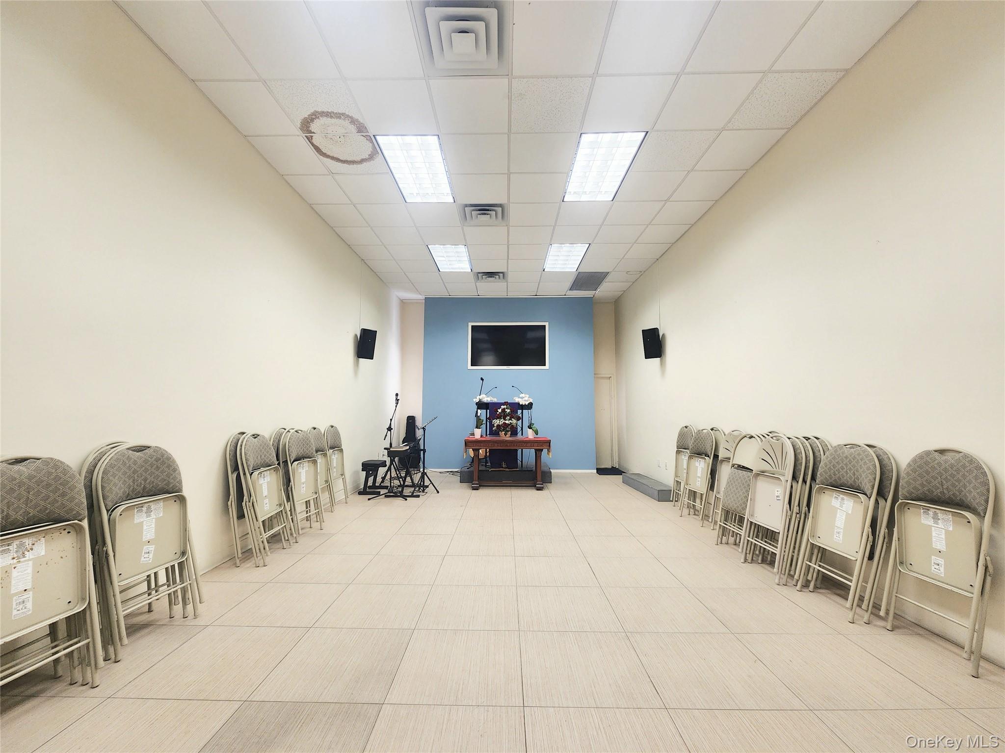Commercial Lease 220  Queens, NY 11364, MLS-908447-15