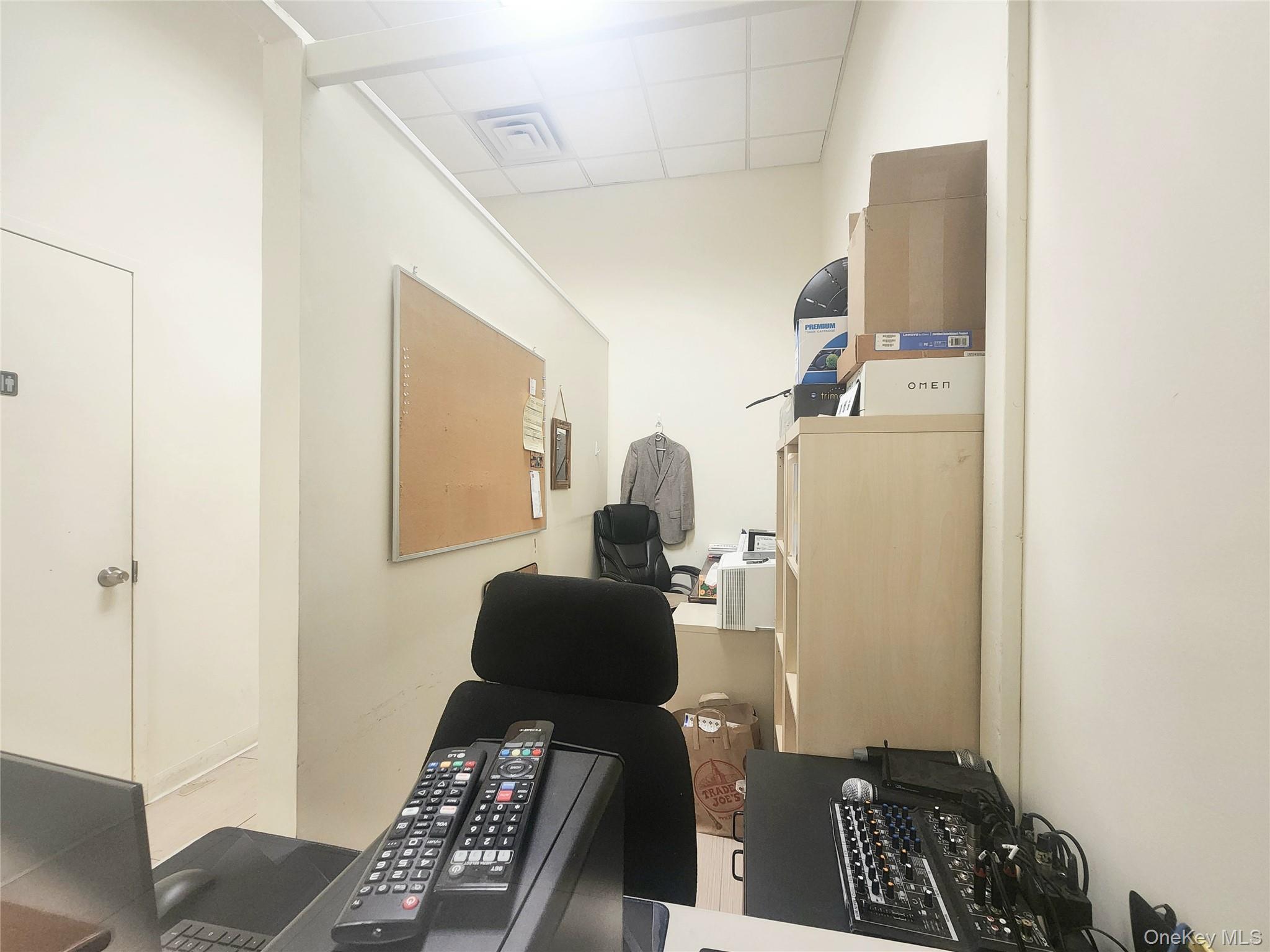 Commercial Lease 220  Queens, NY 11364, MLS-908447-26