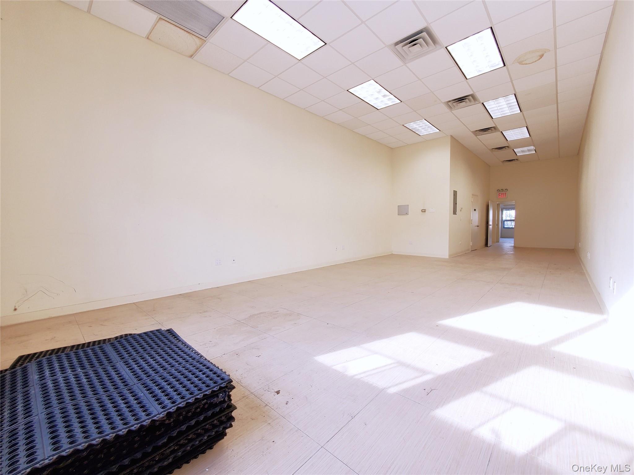 Commercial Lease 220  Queens, NY 11364, MLS-908447-3