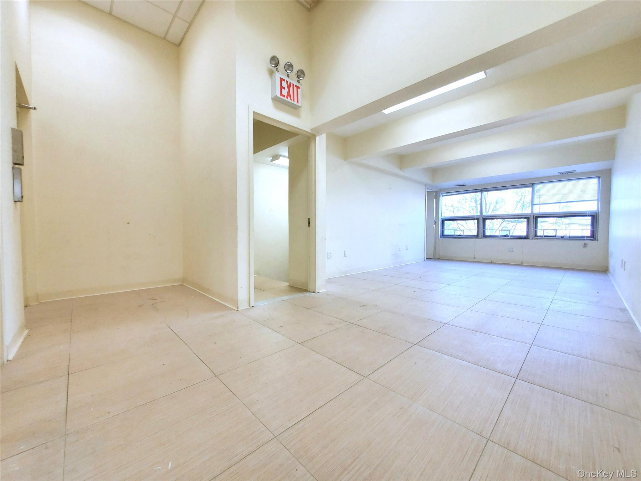 Commercial Lease 220  Queens, NY 11364, MLS-908447-6