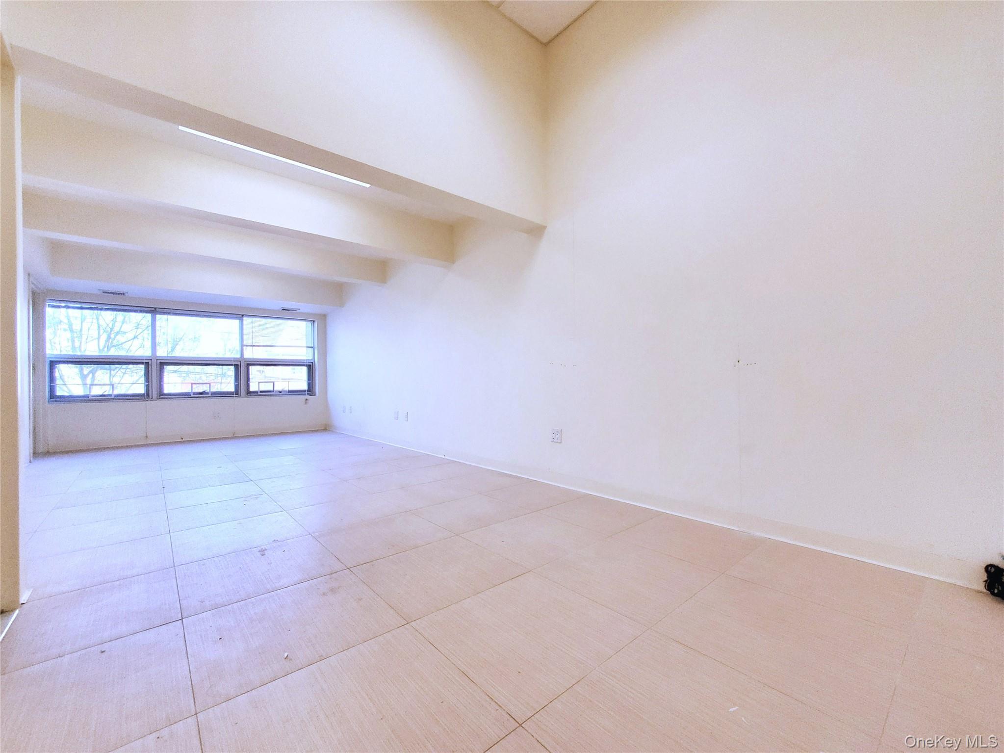 Commercial Lease 220  Queens, NY 11364, MLS-908447-7