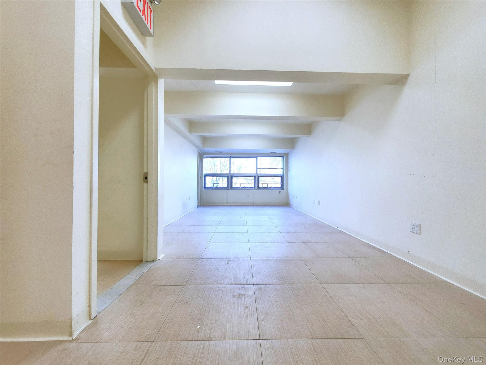 Commercial Lease 220  Queens, NY 11364, MLS-908447-8