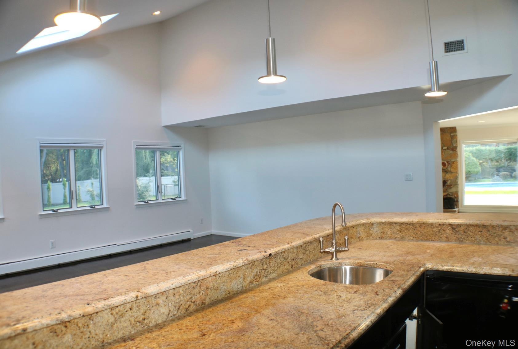 Single Family Cedarfield Suffolk County, NY 11780, MLS-908477-7