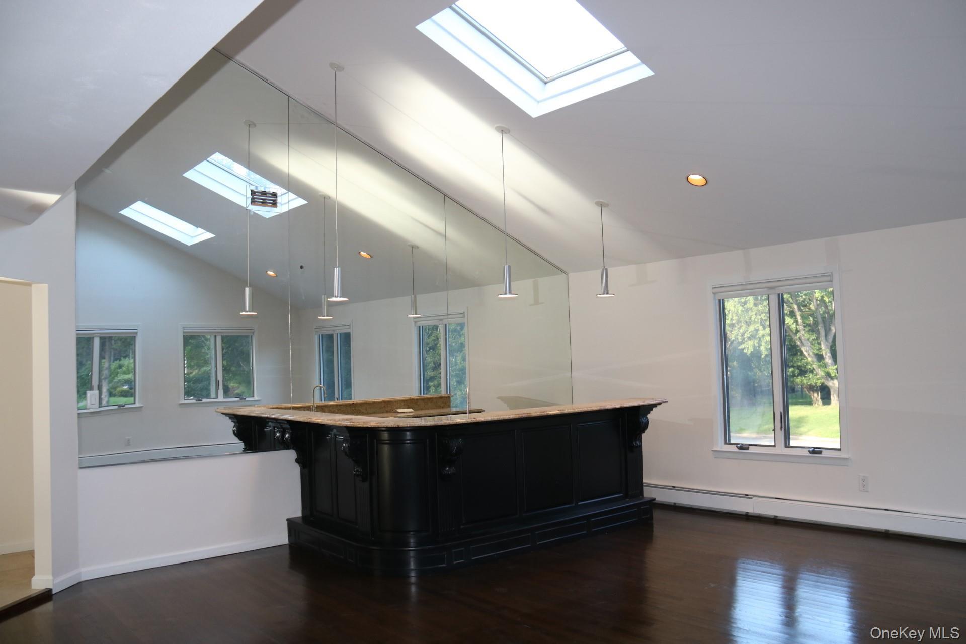 Single Family Cedarfield Suffolk County, NY 11780, MLS-908477-8