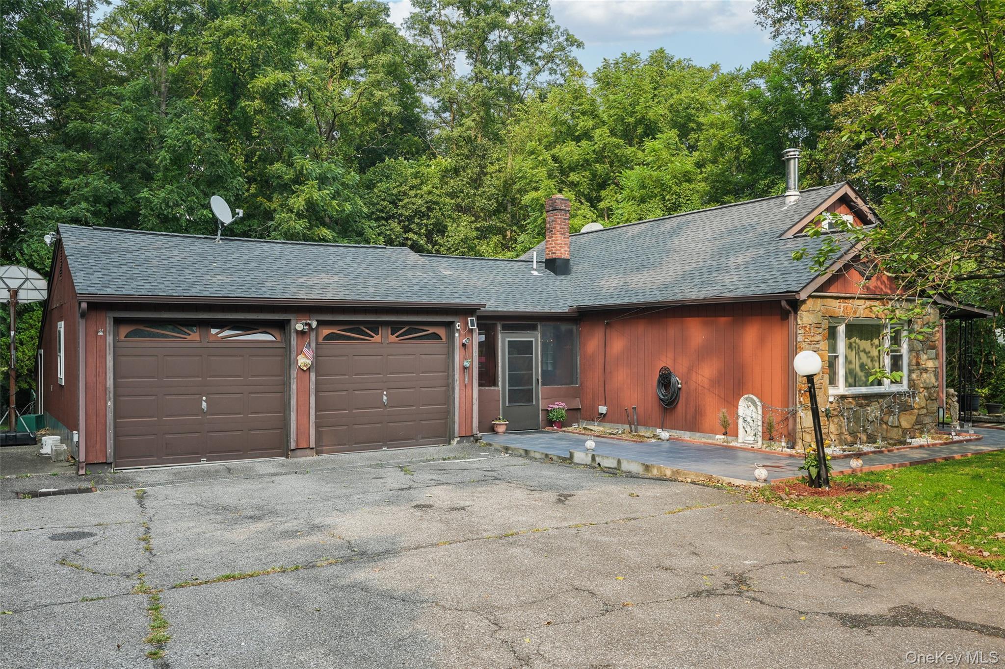 Single Family Hustis Putnam County, NY 10516, MLS-908490-2