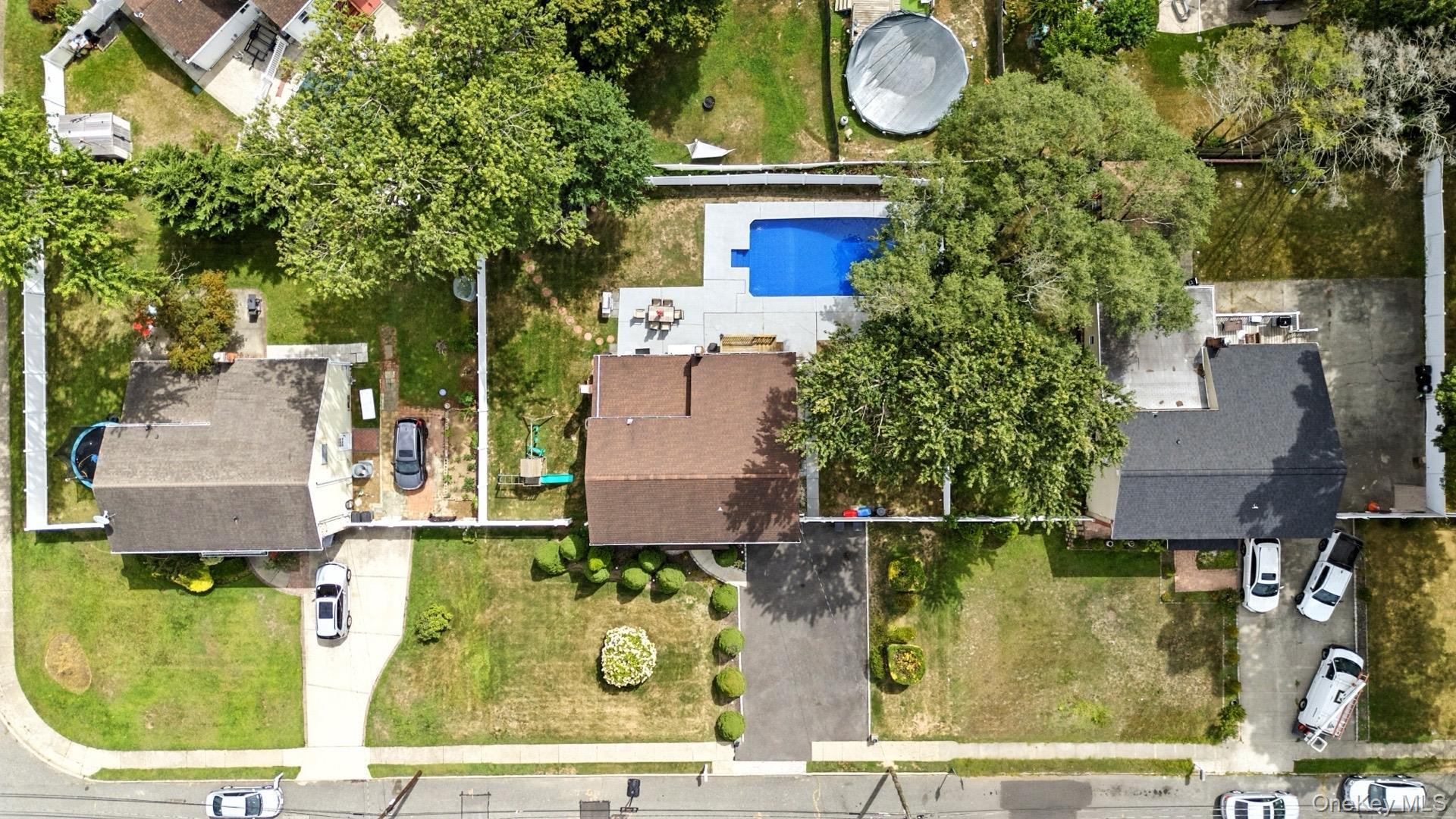 Single Family Riddle  Suffolk County, NY 11717, MLS-908491-3