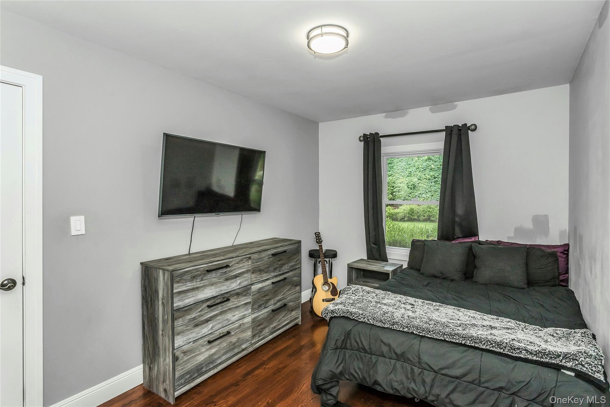 Single Family Meadowfield  Nassau County, NY 11542, MLS-908515-17