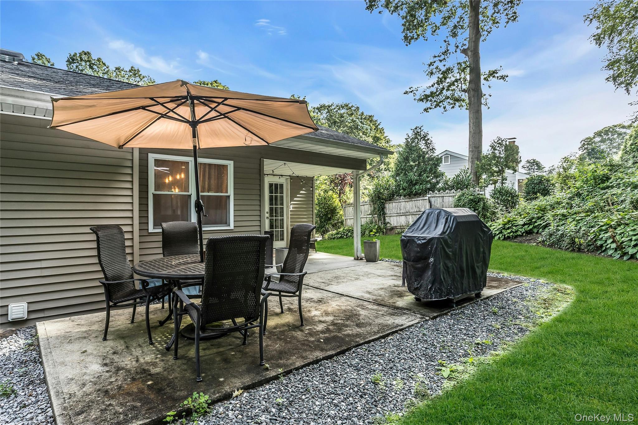 Single Family Meadowfield  Nassau County, NY 11542, MLS-908515-27