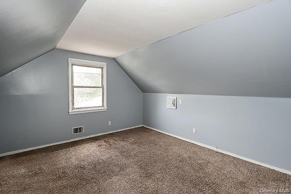 Single Family Inchcape Suffolk County, NY 11706, MLS-908518-10