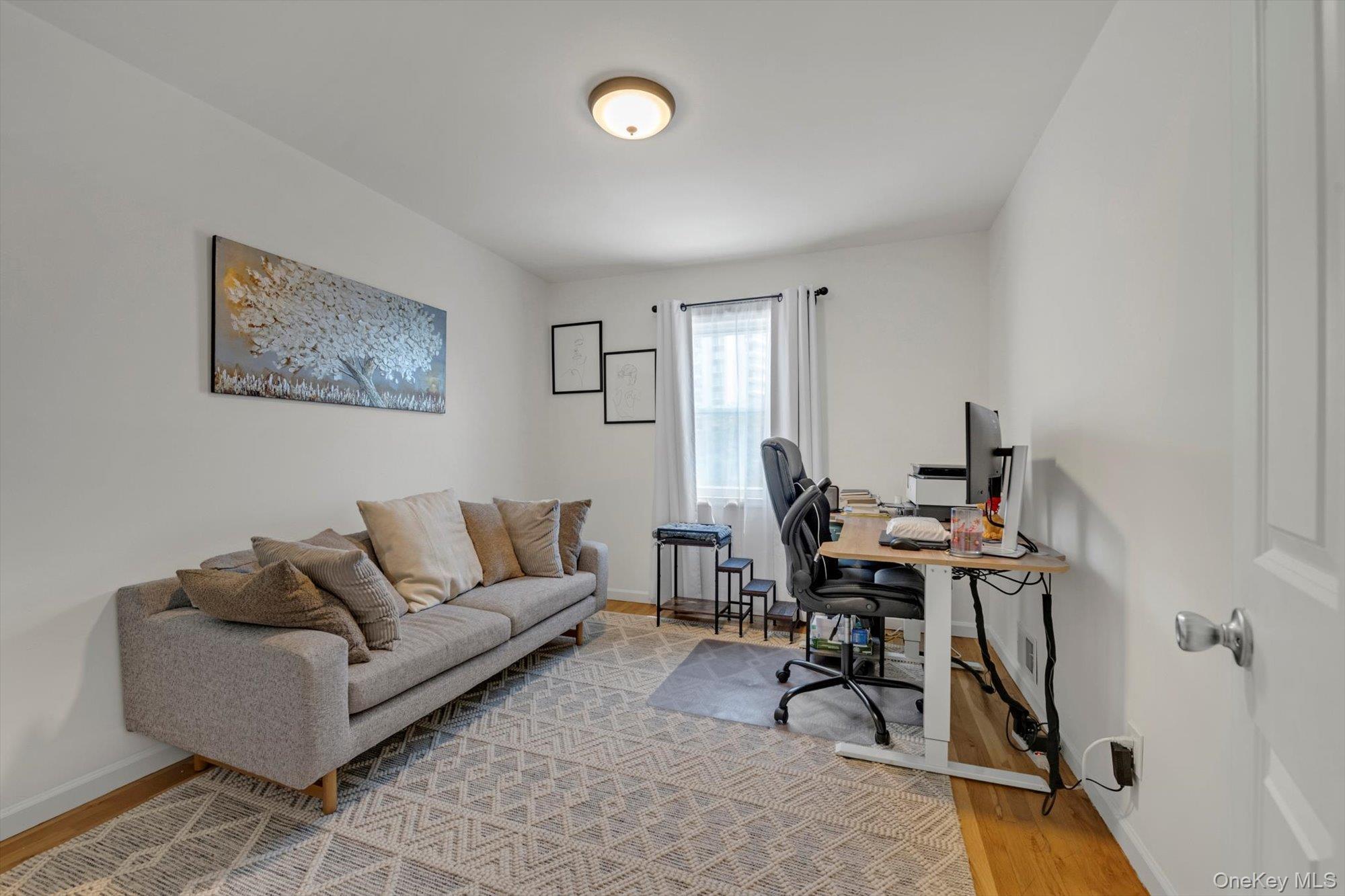 Single Family 215th Queens, NY 11360, MLS-908556-20