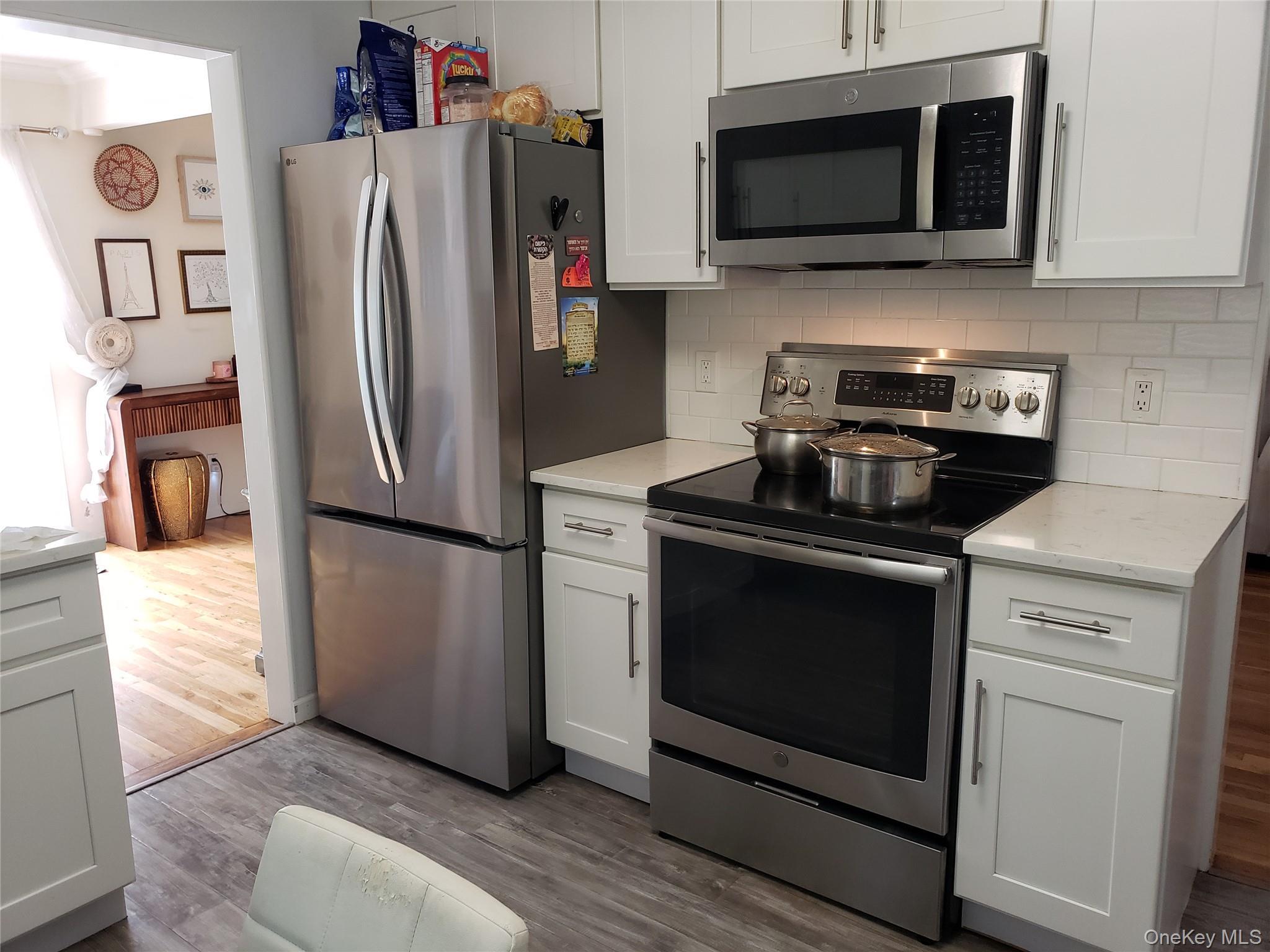 Single Family 215th Queens, NY 11360, MLS-908556-5