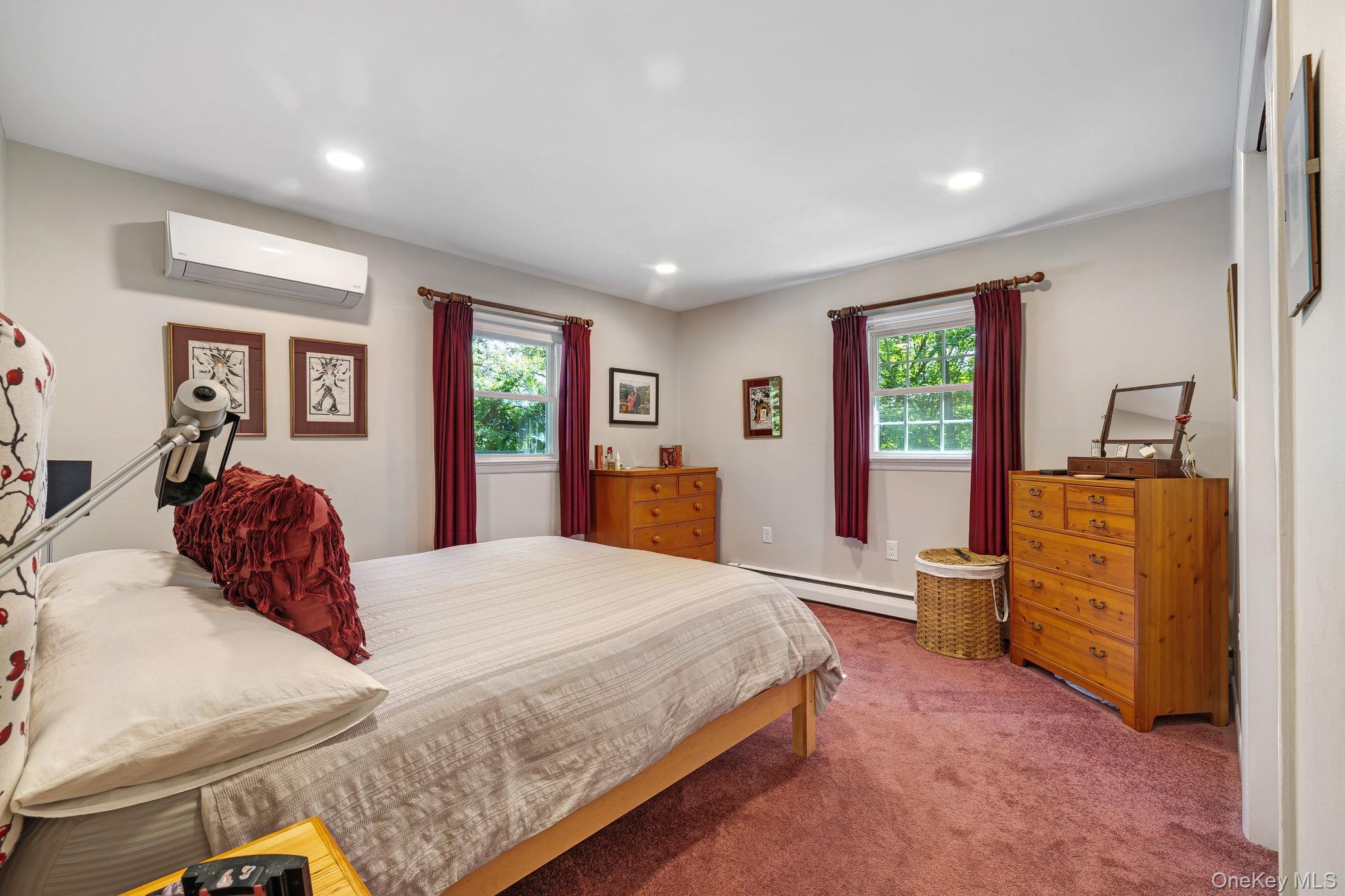 Single Family Kingston Sullivan County, NY 12790, MLS-908601-23