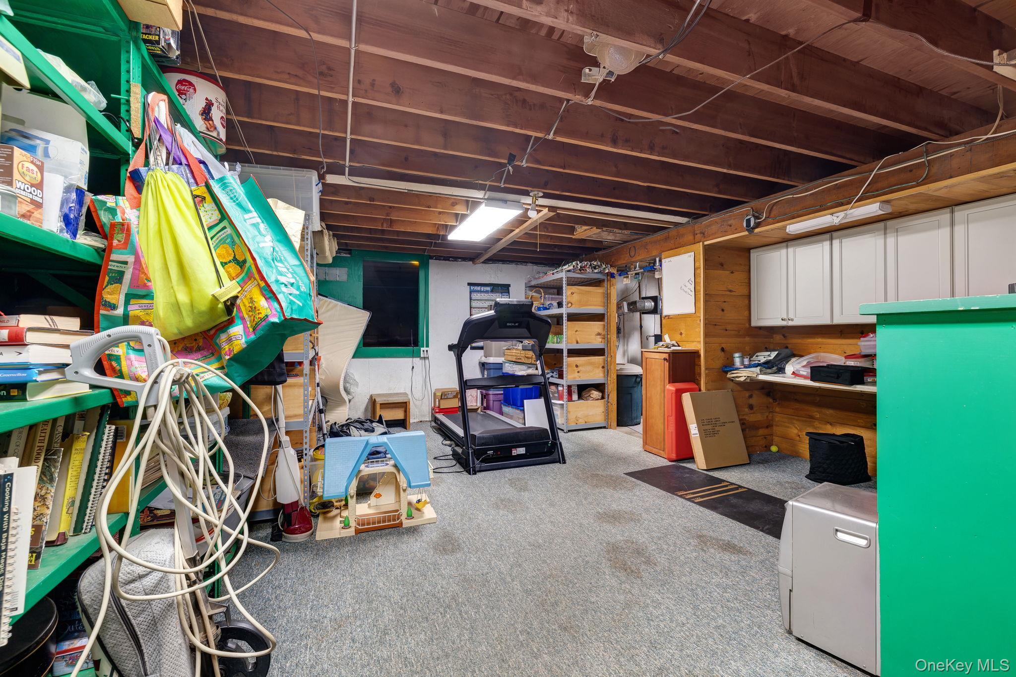 Single Family Kingston Sullivan County, NY 12790, MLS-908601-32