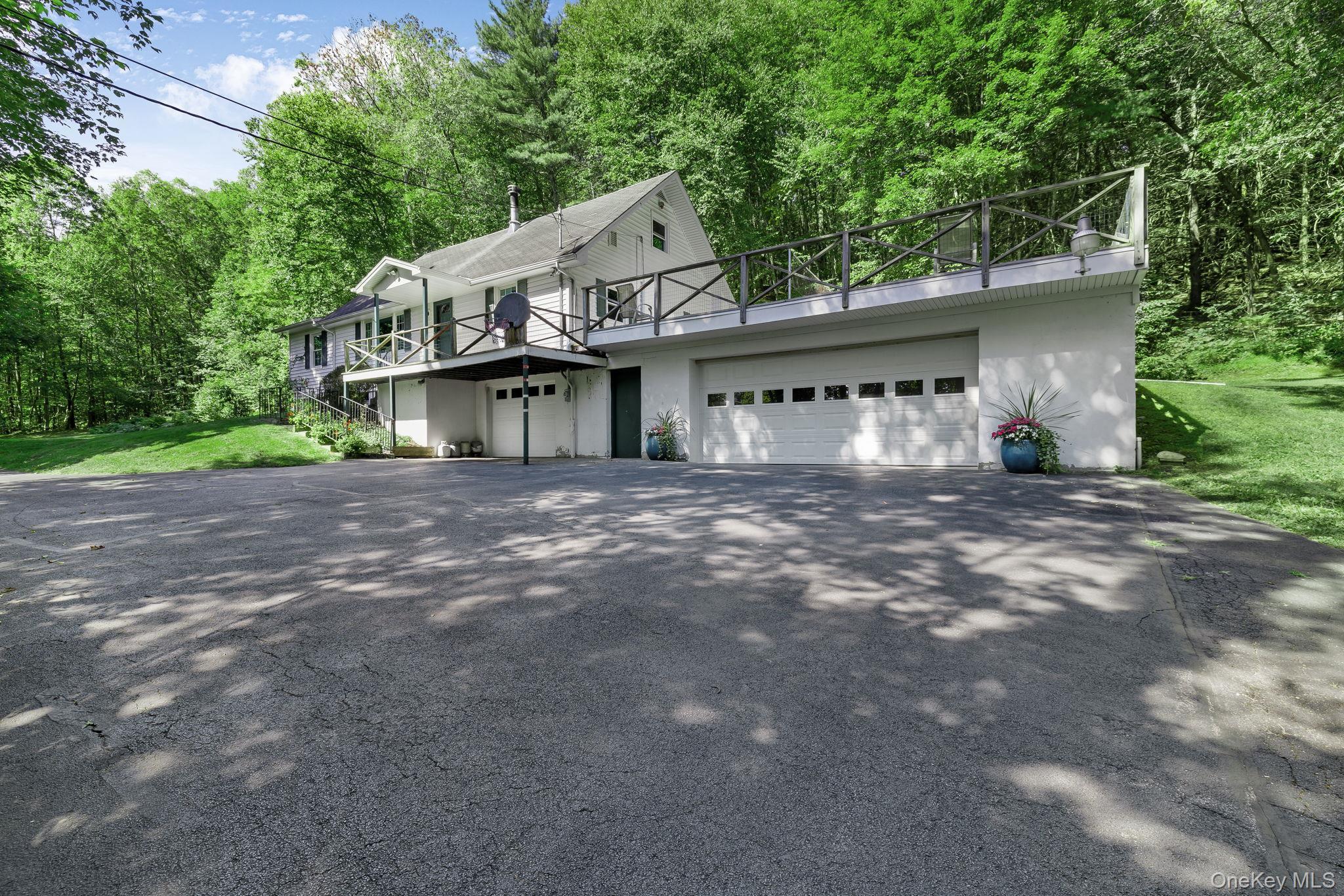 Single Family Kingston  Sullivan County, NY 12790, MLS-908601-41