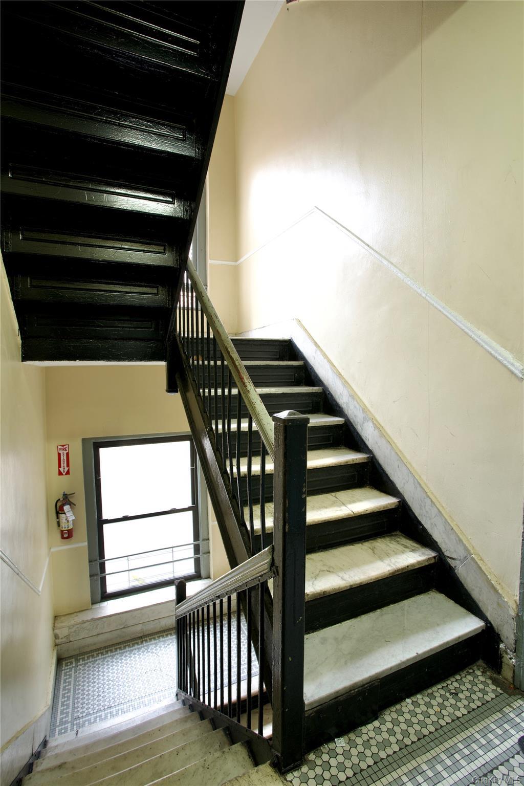 Commercial Sale Bronxwood  Ave  Bronx, NY 10469, MLS-908603-19