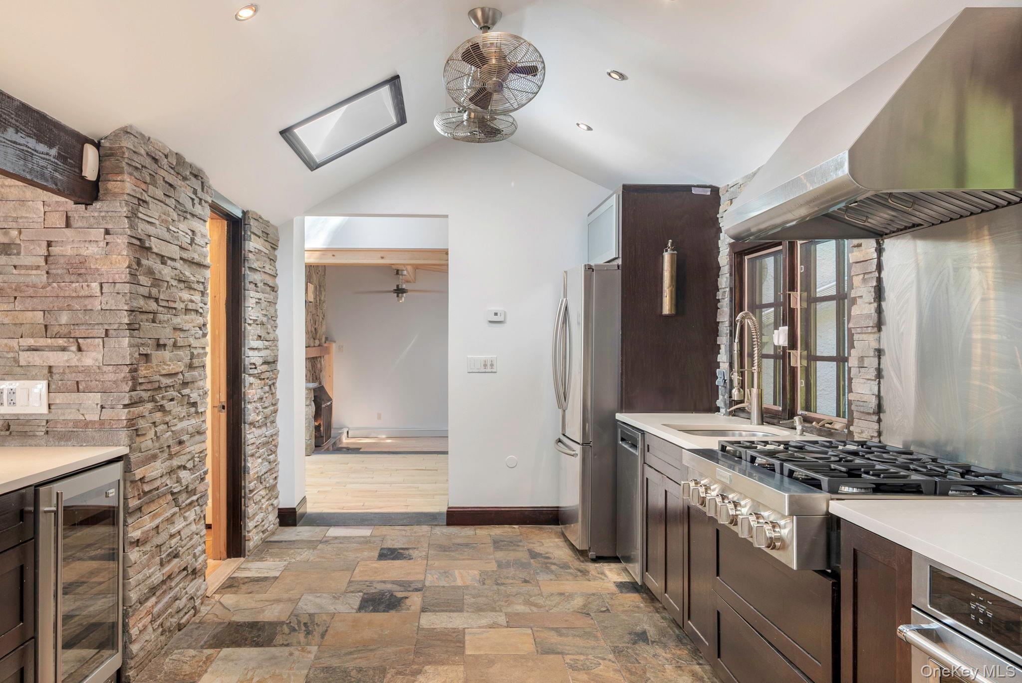 Single Family Mt Airy  Westchester County, NY 10520, MLS-908606-10