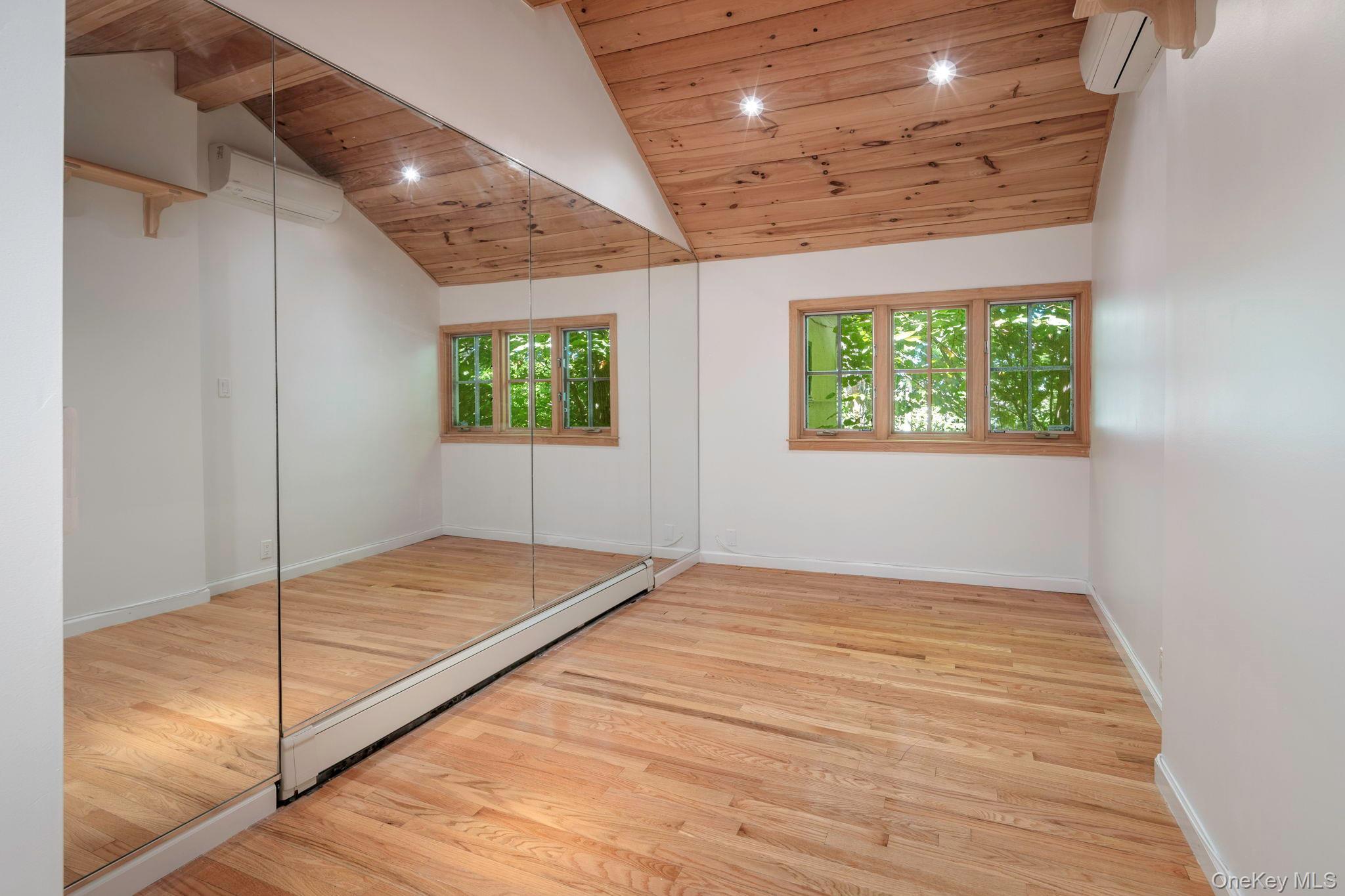 Single Family Mt Airy  Westchester County, NY 10520, MLS-908606-24