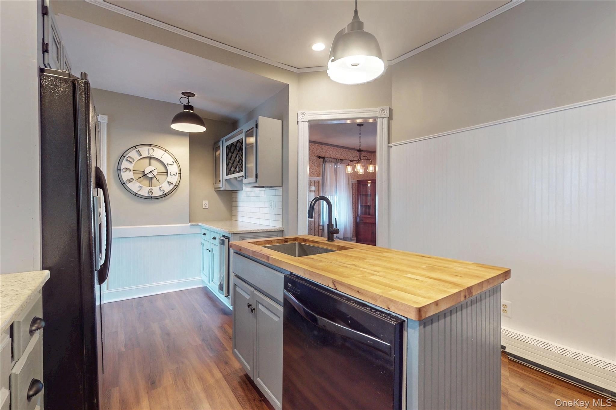 Single Family Walnut Orange County, NY 12586, MLS-908626-19