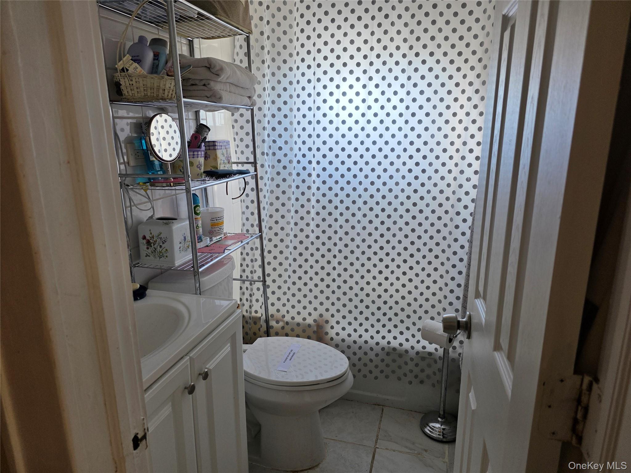 Single Family Aloma  Suffolk County, NY 11778, MLS-908635-16