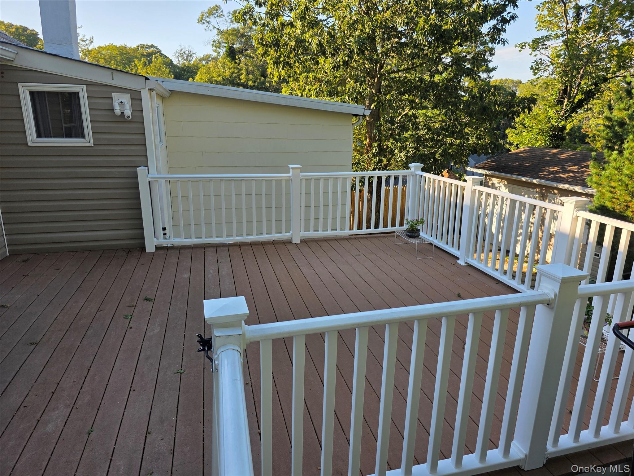 Single Family Aloma  Suffolk County, NY 11778, MLS-908635-21