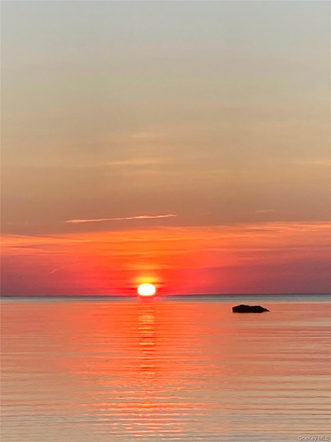 Single Family Aloma  Suffolk County, NY 11778, MLS-908635-27