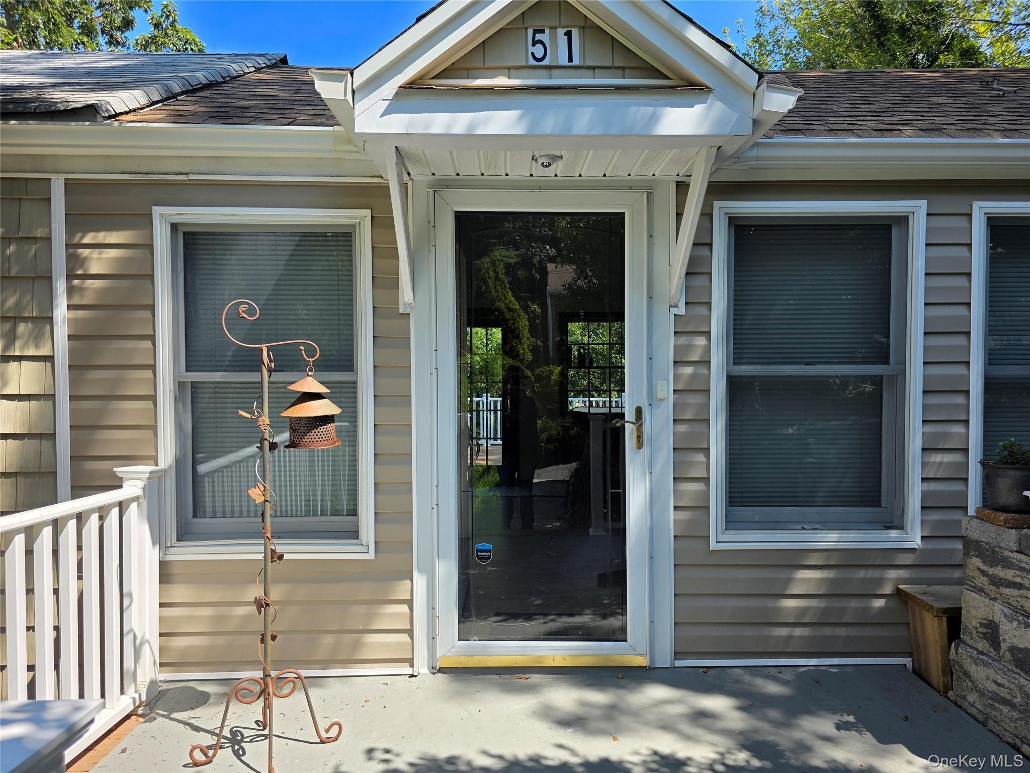 Single Family Aloma  Suffolk County, NY 11778, MLS-908635-3