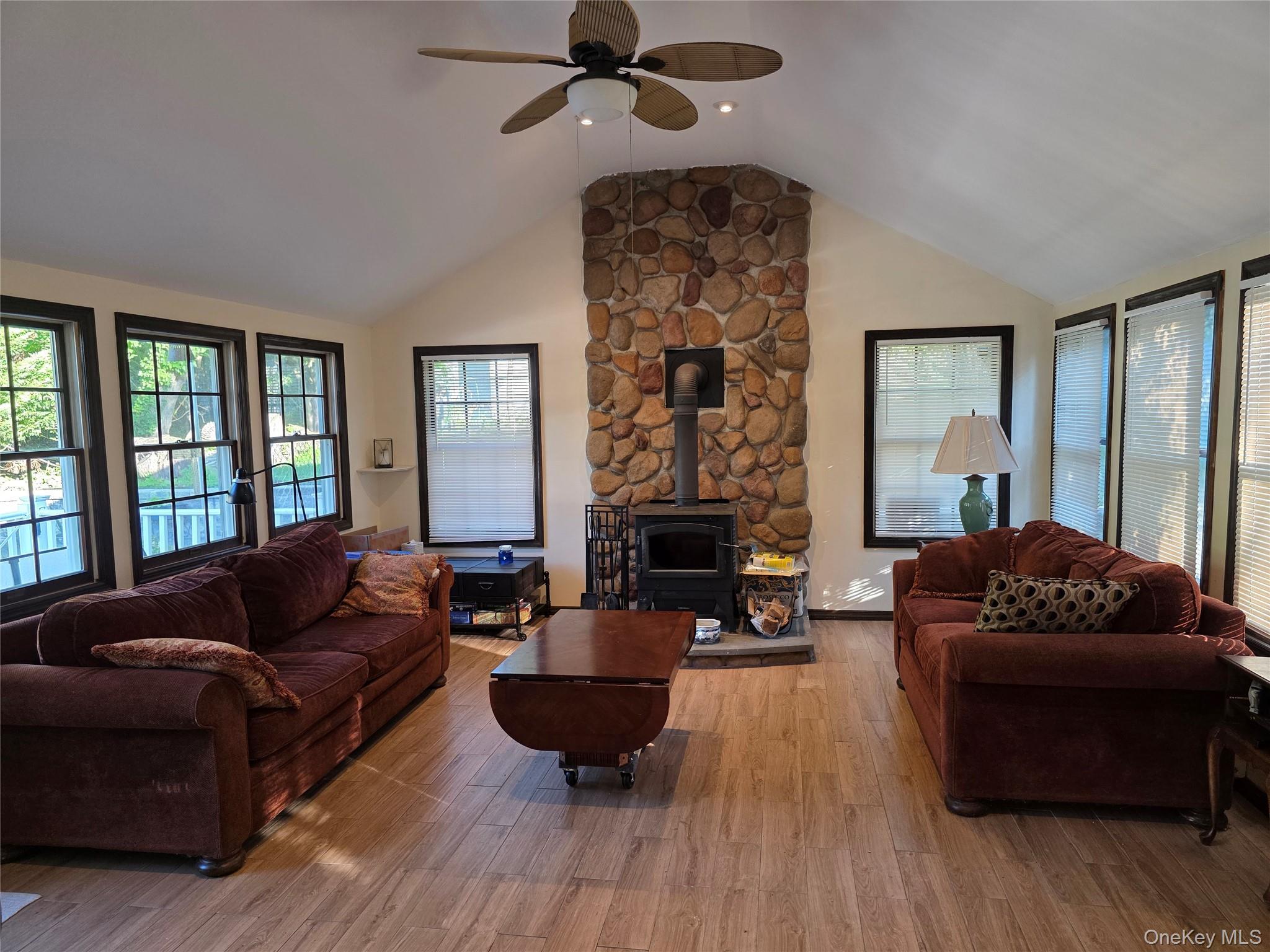 Single Family Aloma  Suffolk County, NY 11778, MLS-908635-5