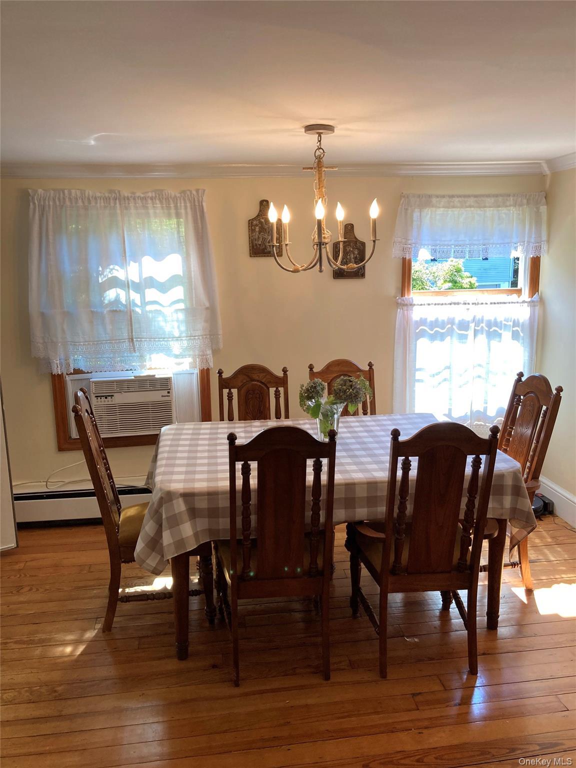 Single Family Aloma  Suffolk County, NY 11778, MLS-908635-9