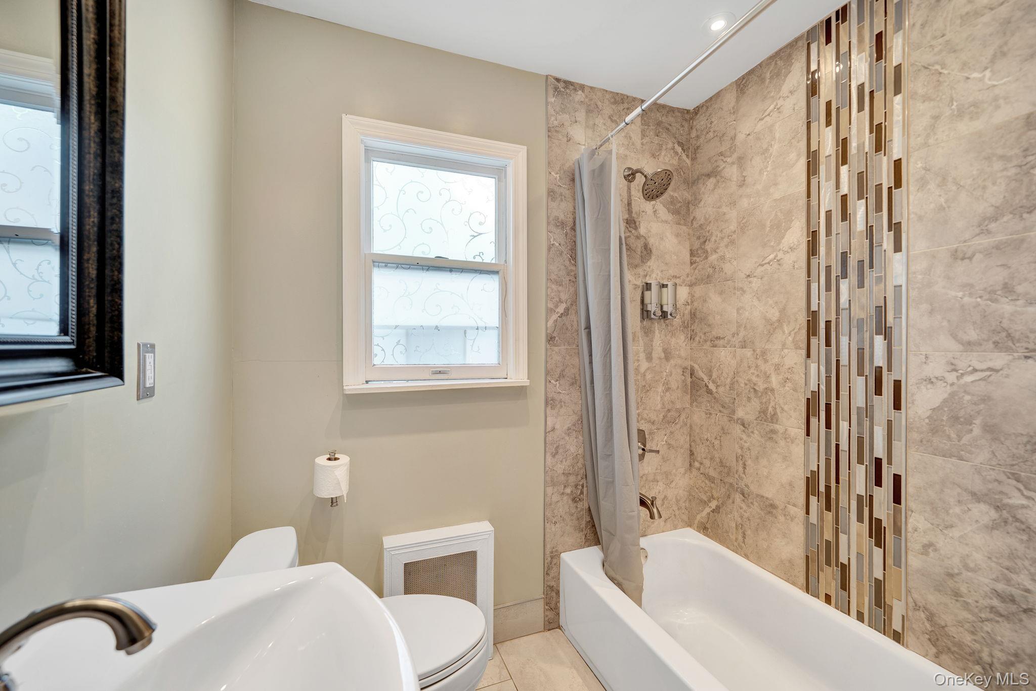 Single Family Ormonde  Nassau County, NY 11580, MLS-908656-10