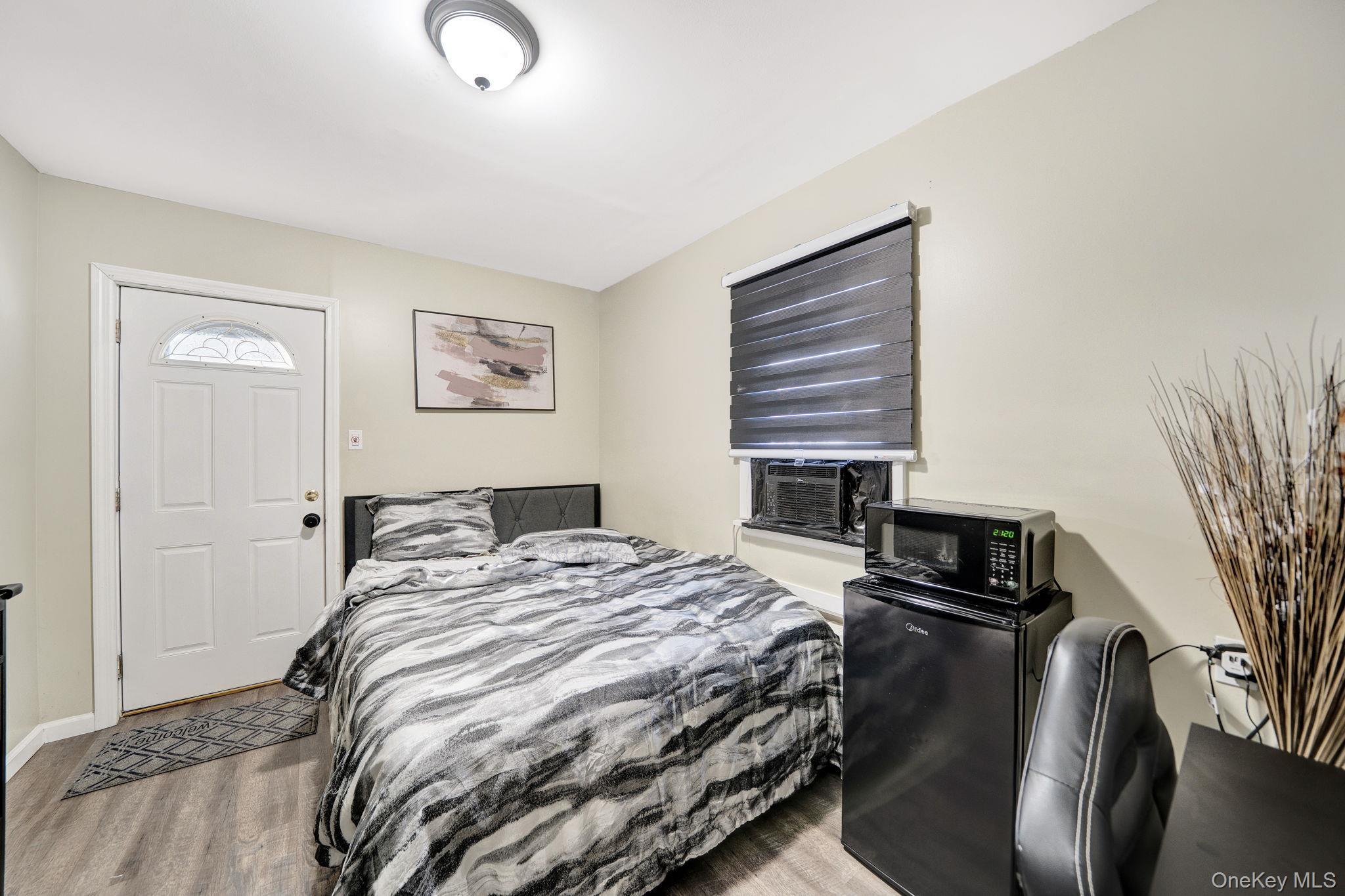 Single Family Ormonde  Nassau County, NY 11580, MLS-908656-12