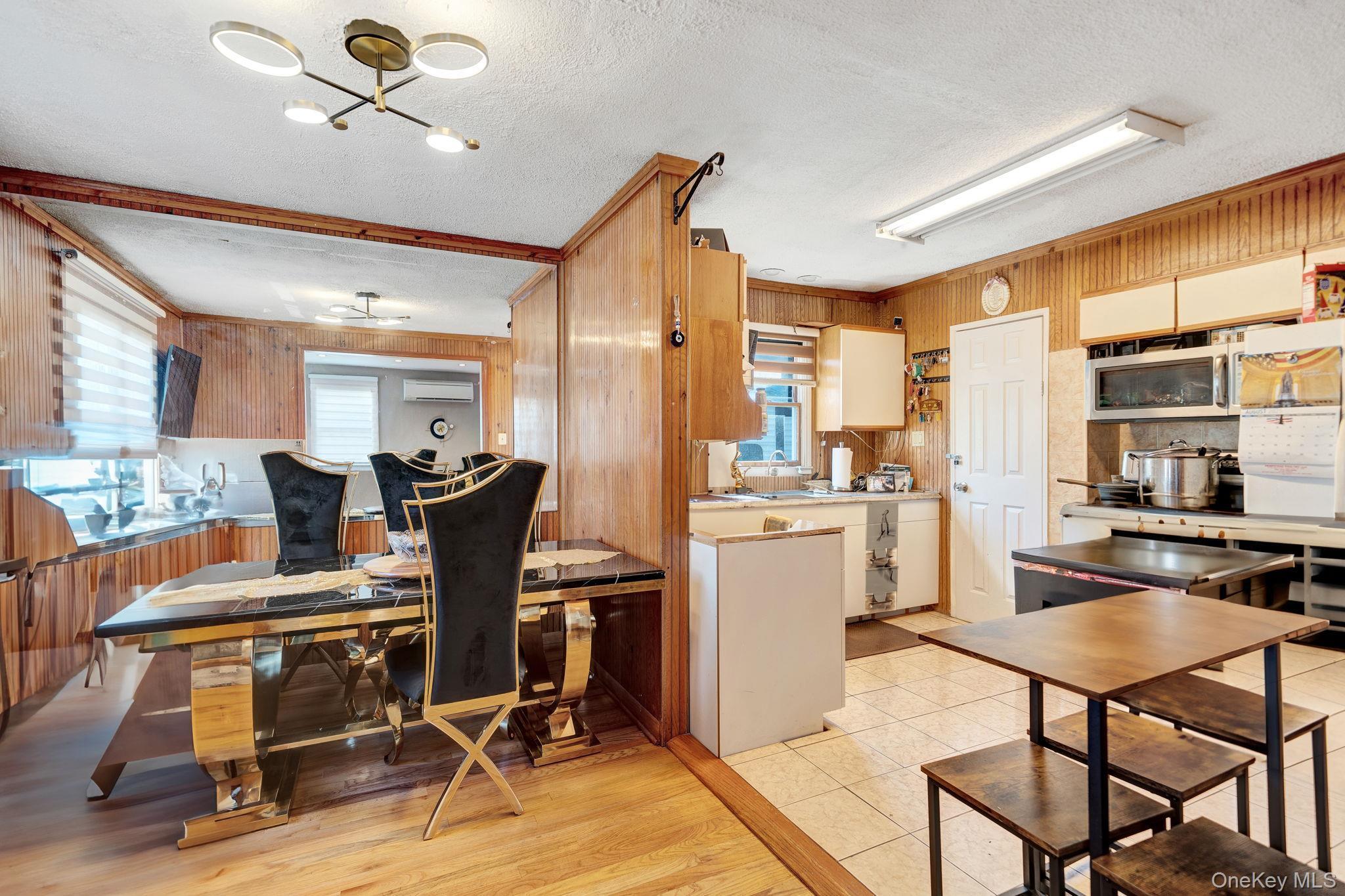 Single Family Ormonde  Nassau County, NY 11580, MLS-908656-3